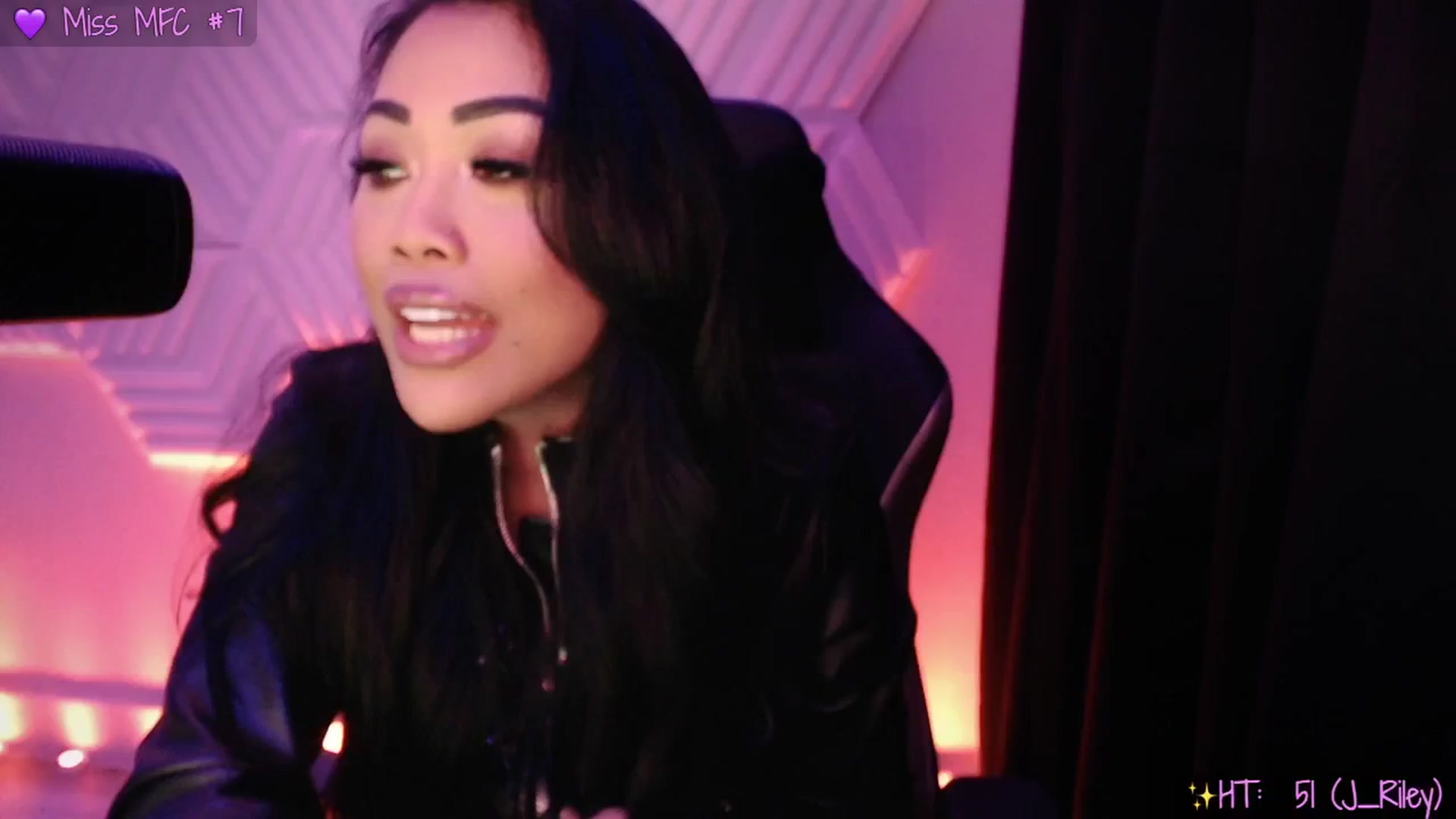 Gallery image thumbnail from SinCityVEE's myfreecams stream on, 04/05/2025, 05:29 image 19 of 20