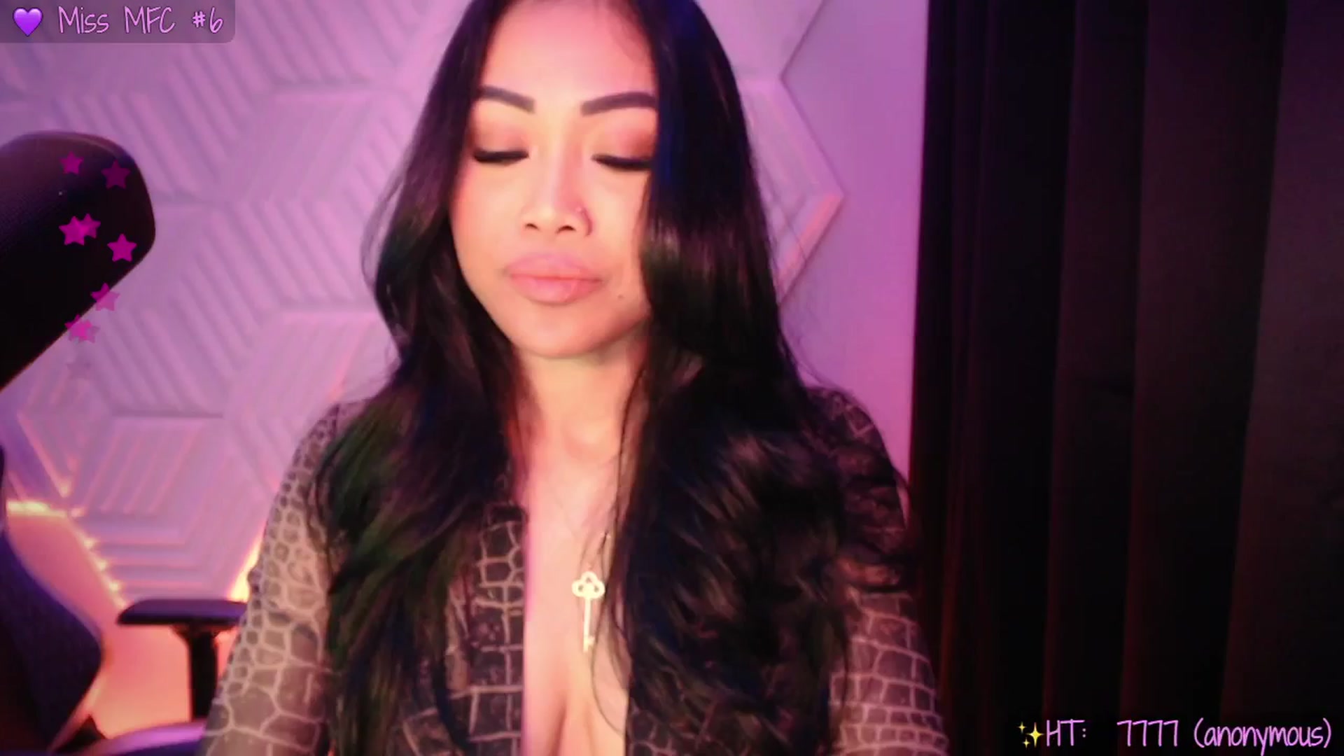 Gallery image thumbnail from SinCityVEE's myfreecams stream on, 04/08/2025, 10:33 image 15 of 20