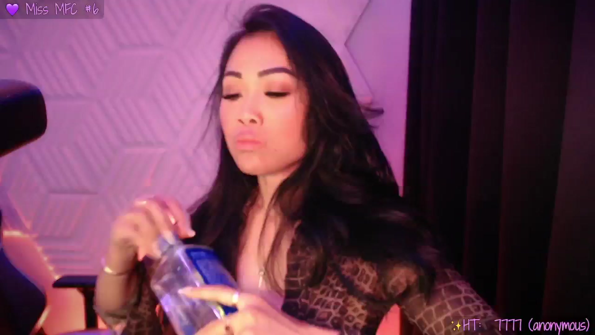 Gallery image thumbnail from SinCityVEE's myfreecams stream on, 04/08/2025, 10:33 image 14 of 20