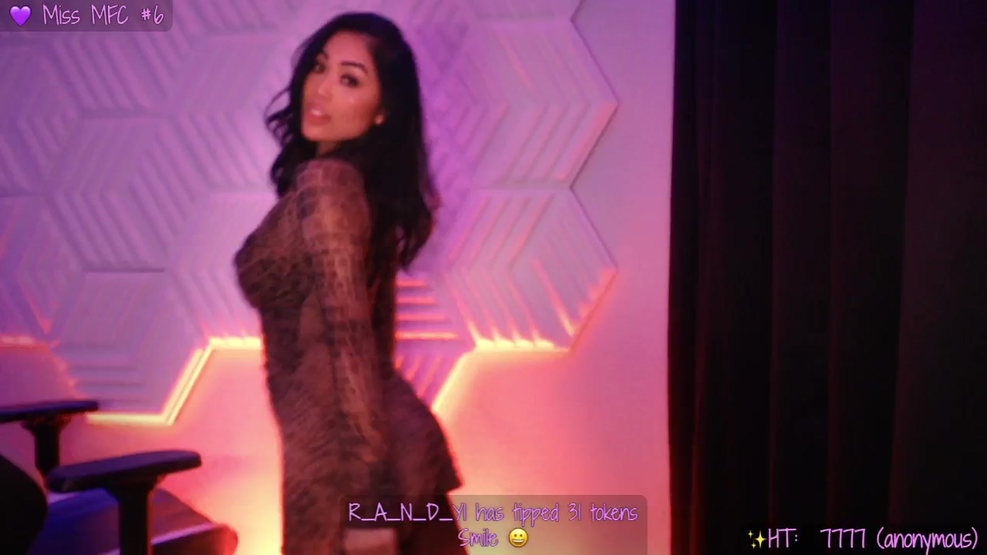Gallery image thumbnail from SinCityVEE's myfreecams stream on, 04/08/2025, 10:33 image 13 of 20