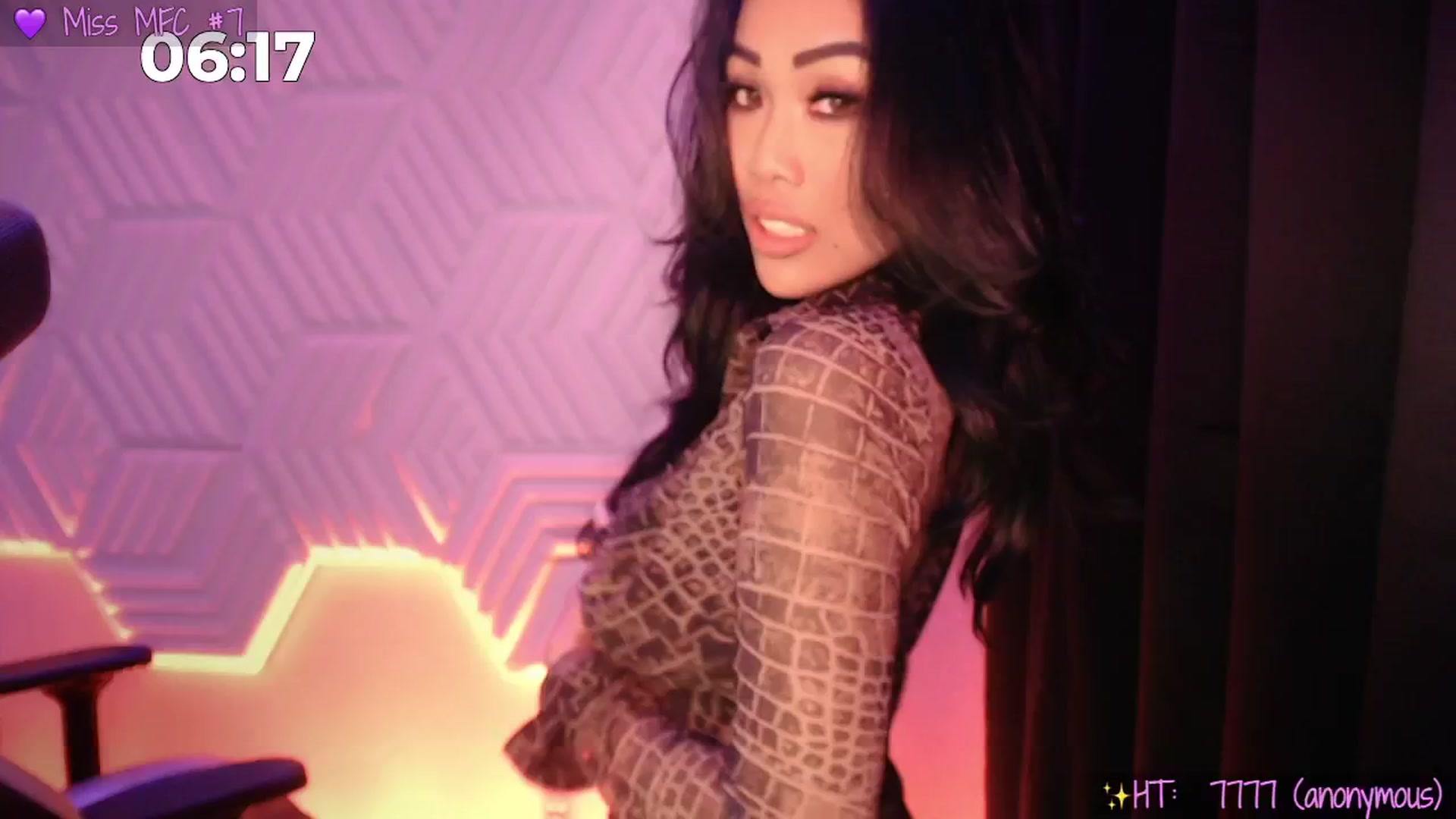 Gallery image thumbnail from SinCityVEE's myfreecams stream on, 04/08/2025, 10:33 image 9 of 20