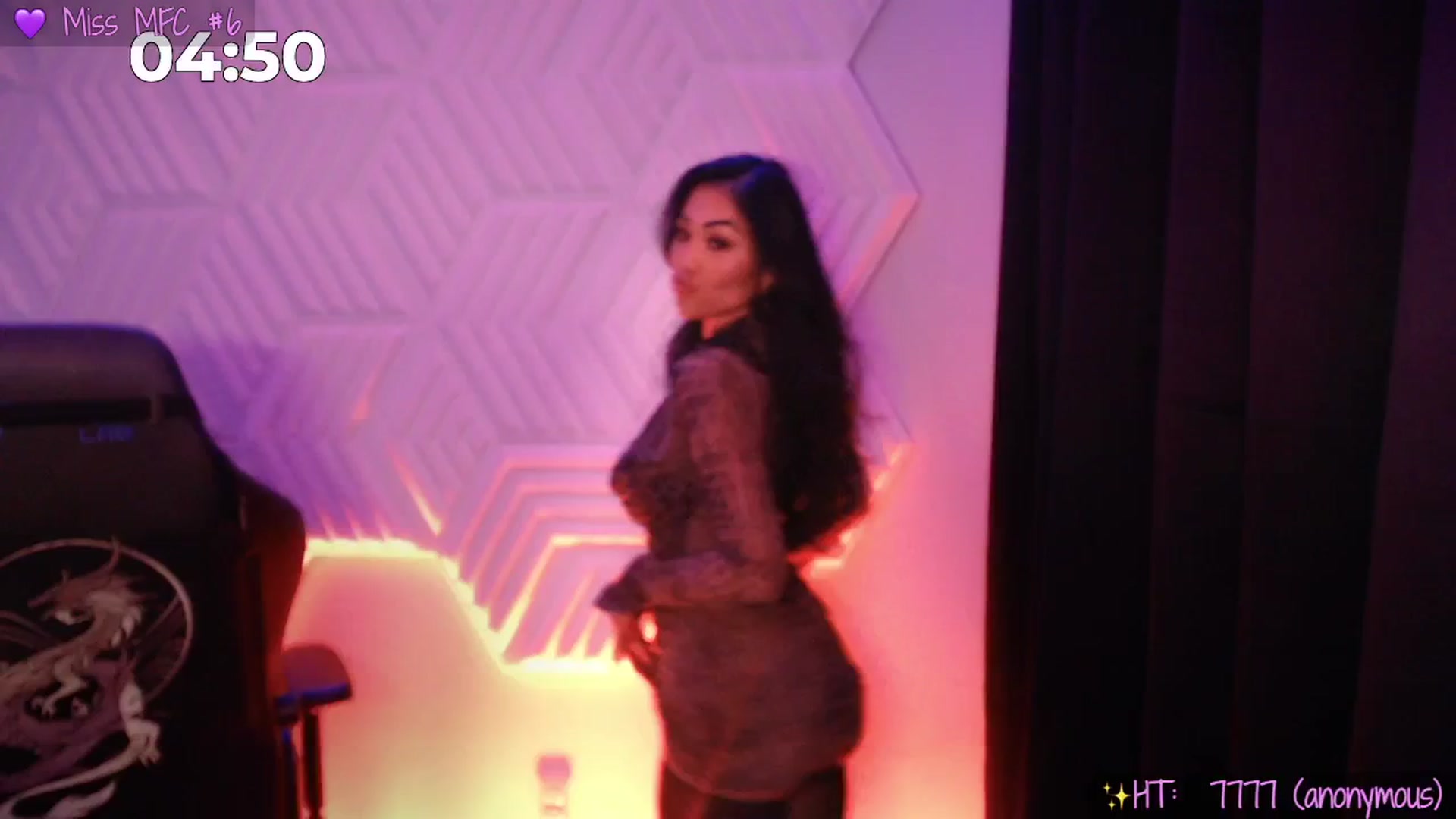 Gallery image thumbnail from SinCityVEE's myfreecams stream on, 04/08/2025, 10:33 image 16 of 20