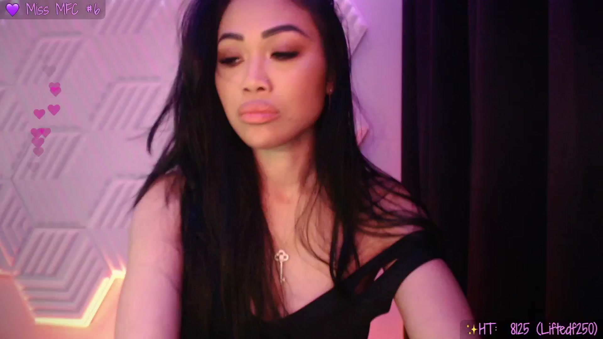Gallery image thumbnail from SinCityVEE's myfreecams stream on, 04/11/2025, 15:08 image 11 of 20
