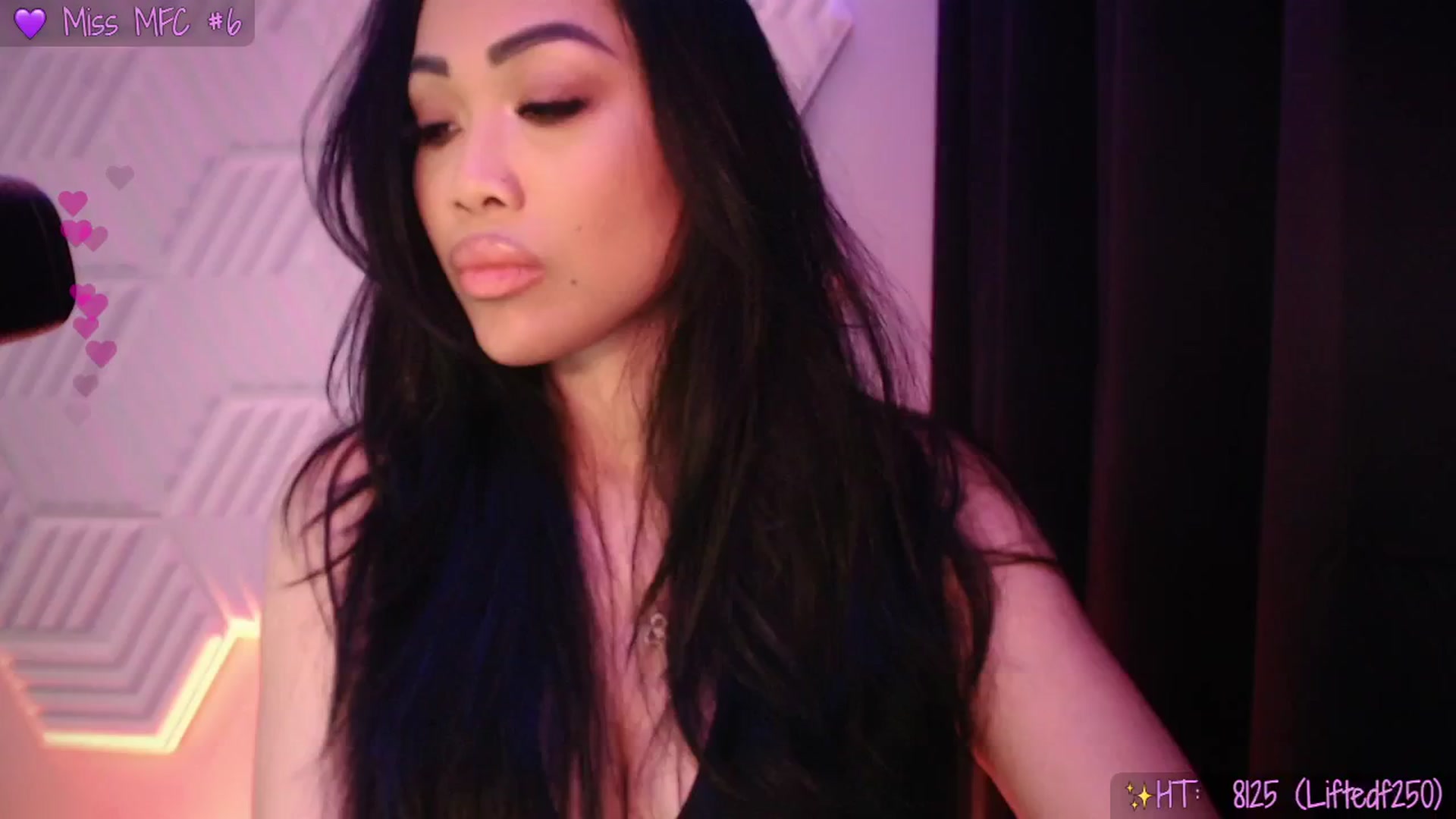 Gallery image thumbnail from SinCityVEE's myfreecams stream on, 04/11/2025, 15:08 image 9 of 20