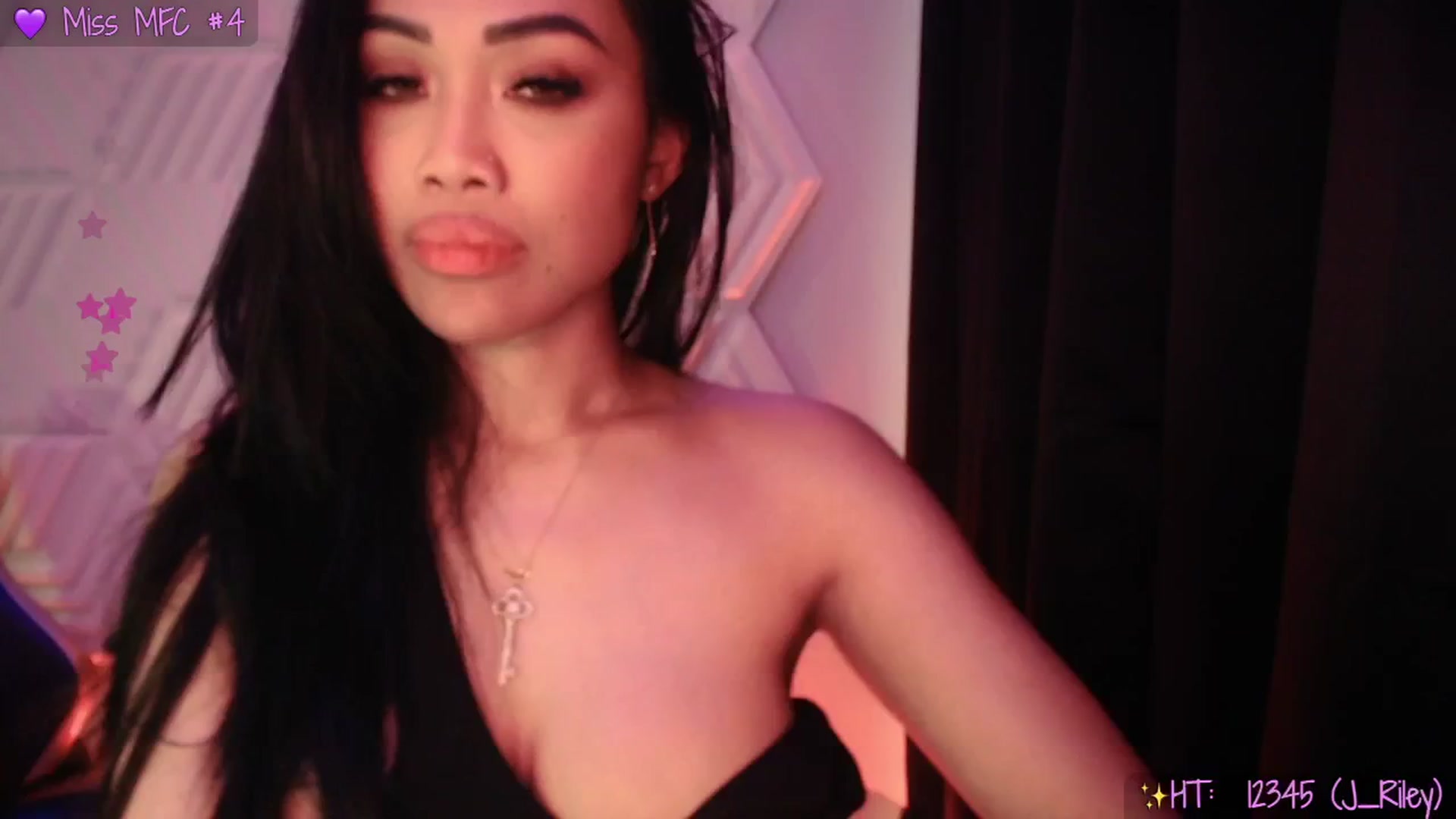 Gallery image thumbnail from SinCityVEE's myfreecams stream on, 04/11/2025, 17:00 image 12 of 20