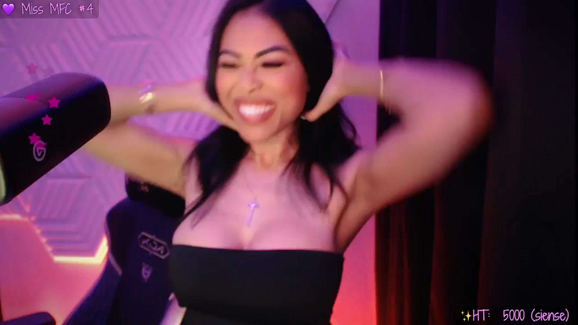 Gallery image thumbnail from SinCityVEE's myfreecams stream on, 04/26/2025, 09:15 image 3 of 20