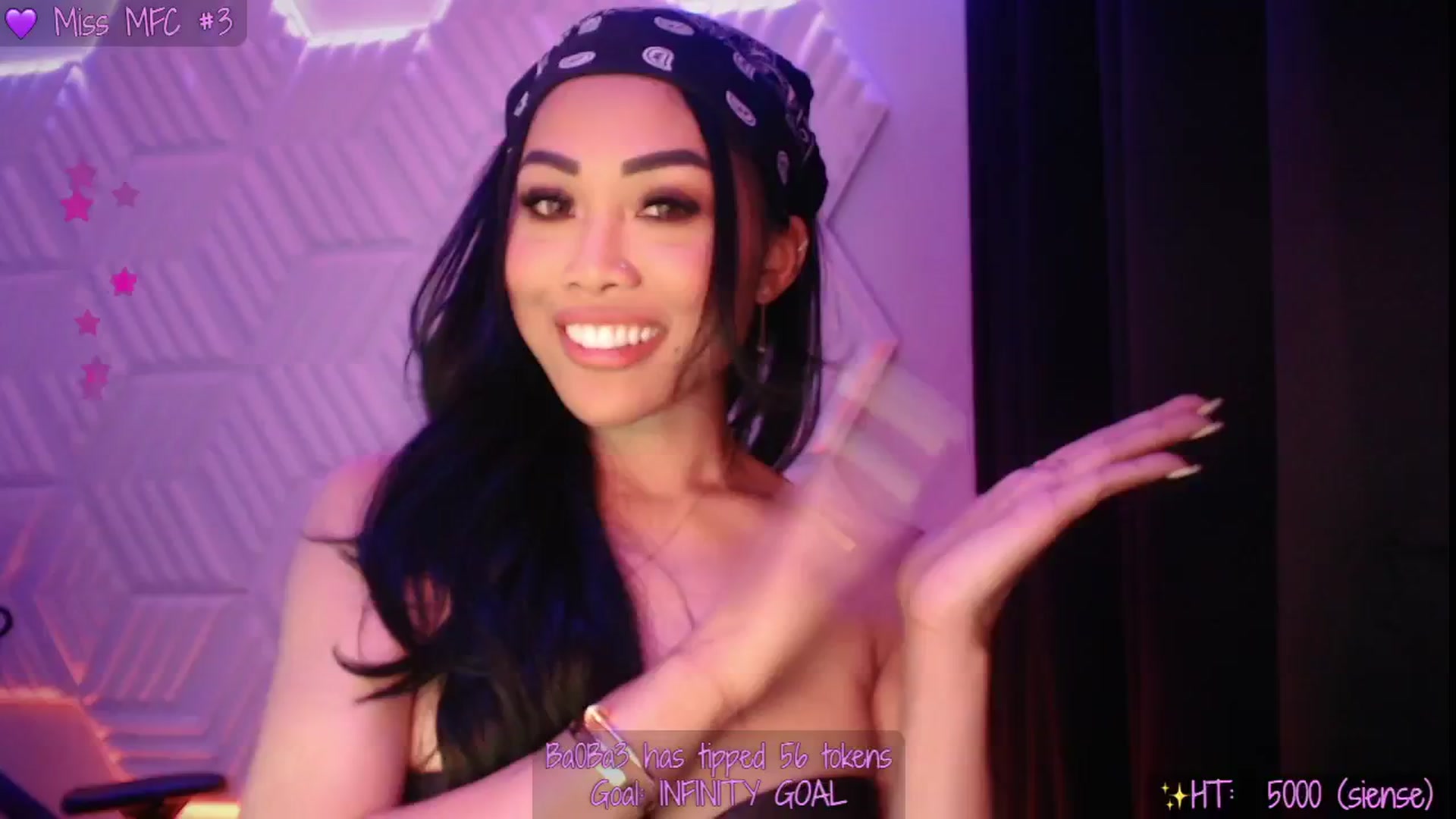 Gallery image thumbnail from SinCityVEE's myfreecams stream on, 04/27/2025, 11:43 image 7 of 20