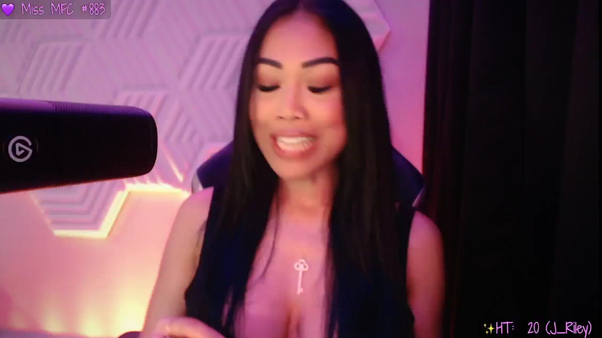 Gallery image thumbnail from SinCityVEE's myfreecams stream on, 05/10/2025, 09:32 image 2 of 20