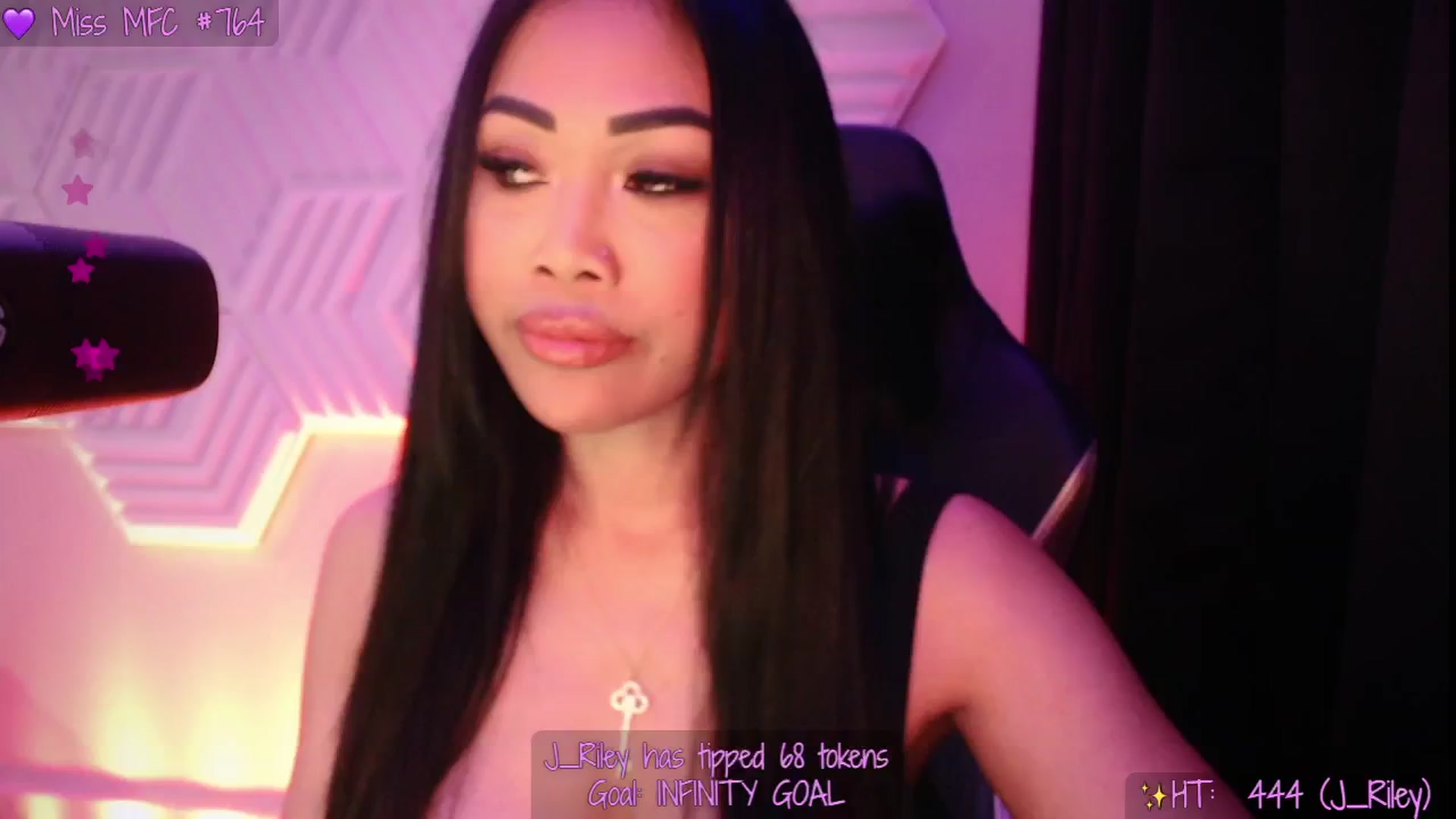 Gallery image thumbnail from SinCityVEE's myfreecams stream on, 05/10/2025, 09:32 image 3 of 20