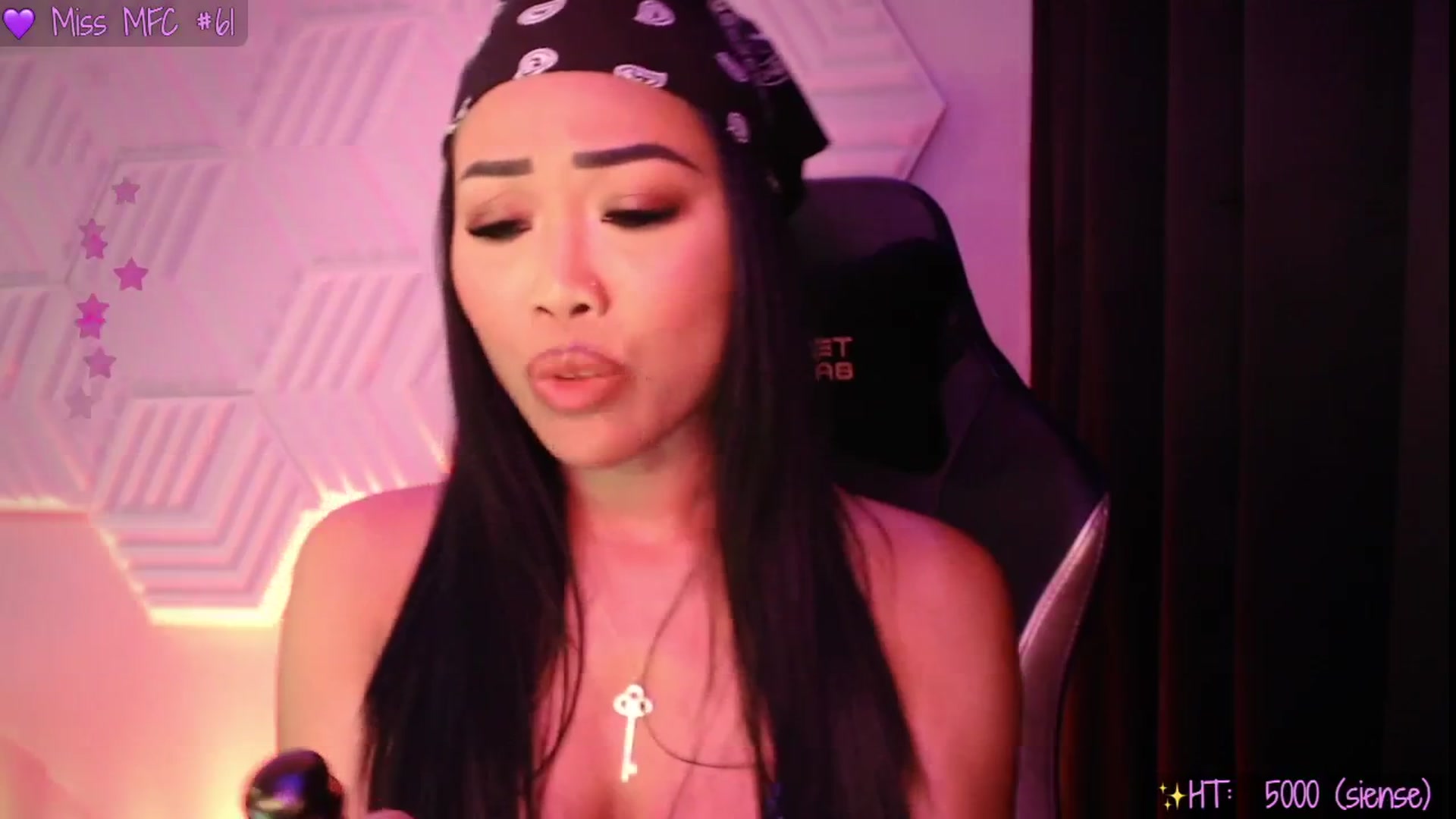 Gallery image thumbnail from SinCityVEE's myfreecams stream on, 05/24/2025, 07:55 image 5 of 20