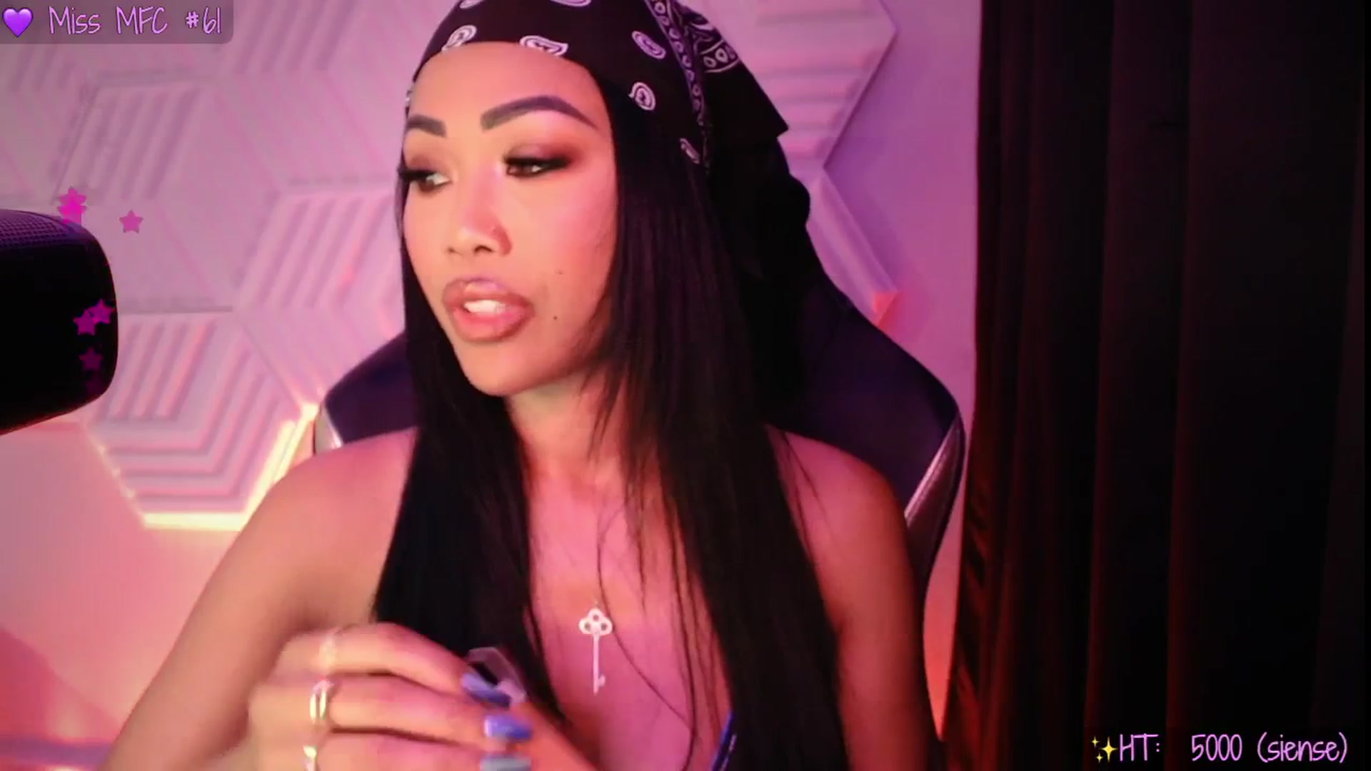 Gallery image thumbnail from SinCityVEE's myfreecams stream on, 05/24/2025, 07:55 image 4 of 20