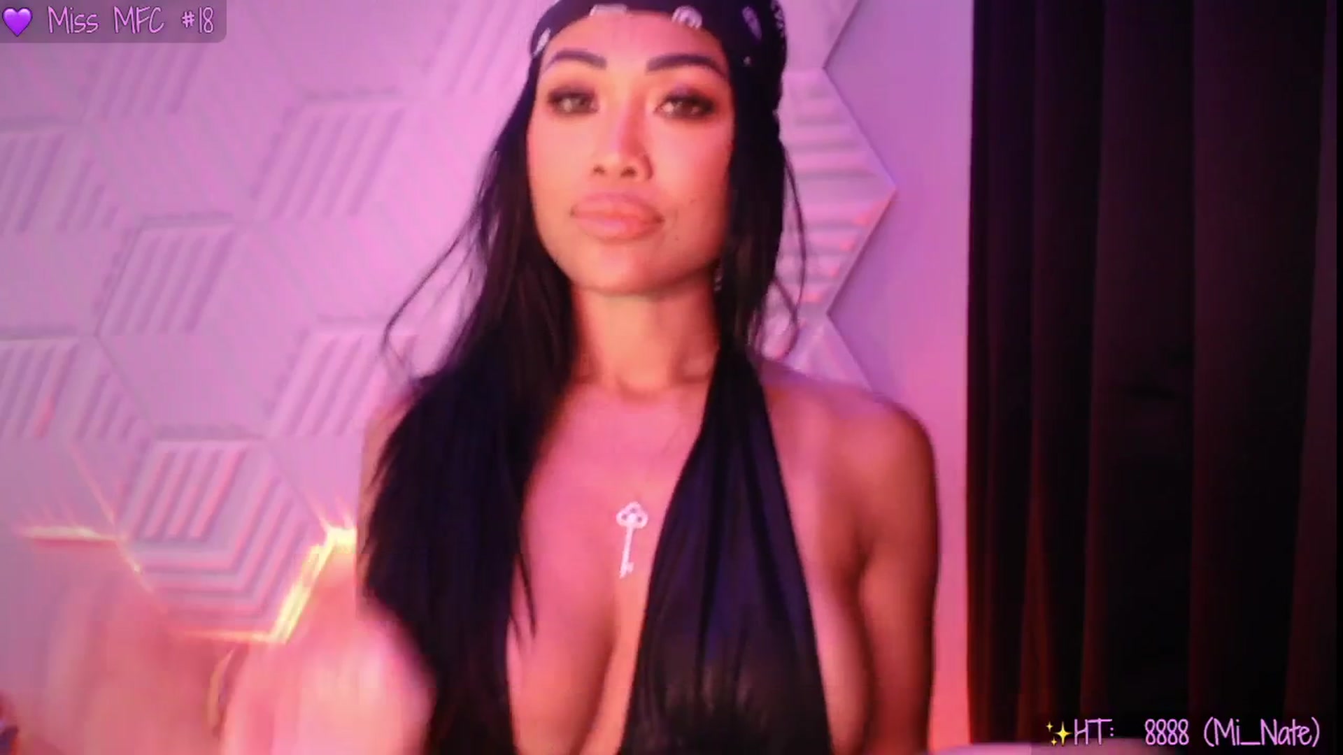 Gallery image thumbnail from SinCityVEE's myfreecams stream on, 05/25/2025, 20:40 image 6 of 20