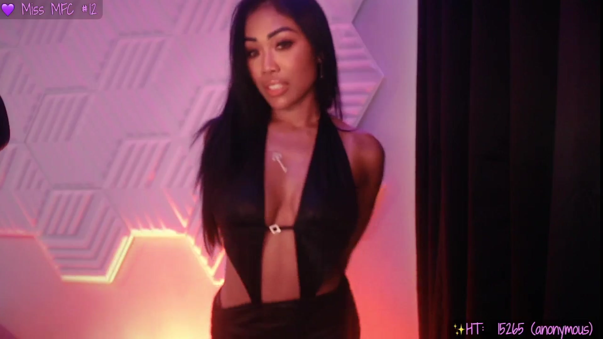 Gallery image thumbnail from SinCityVEE's myfreecams stream on, 05/25/2025, 22:09 image 7 of 20