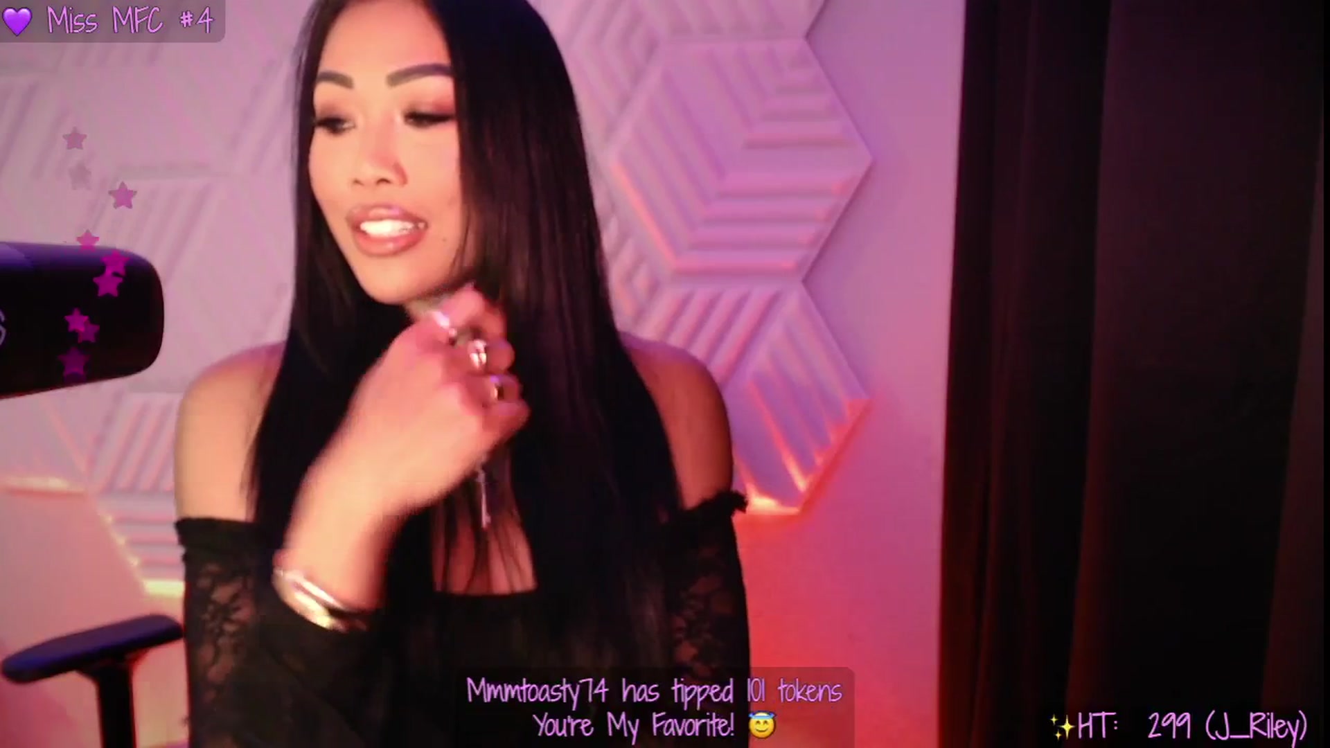Gallery image thumbnail from SinCityVEE's myfreecams stream on, 06/07/2025, 09:02 image 5 of 20