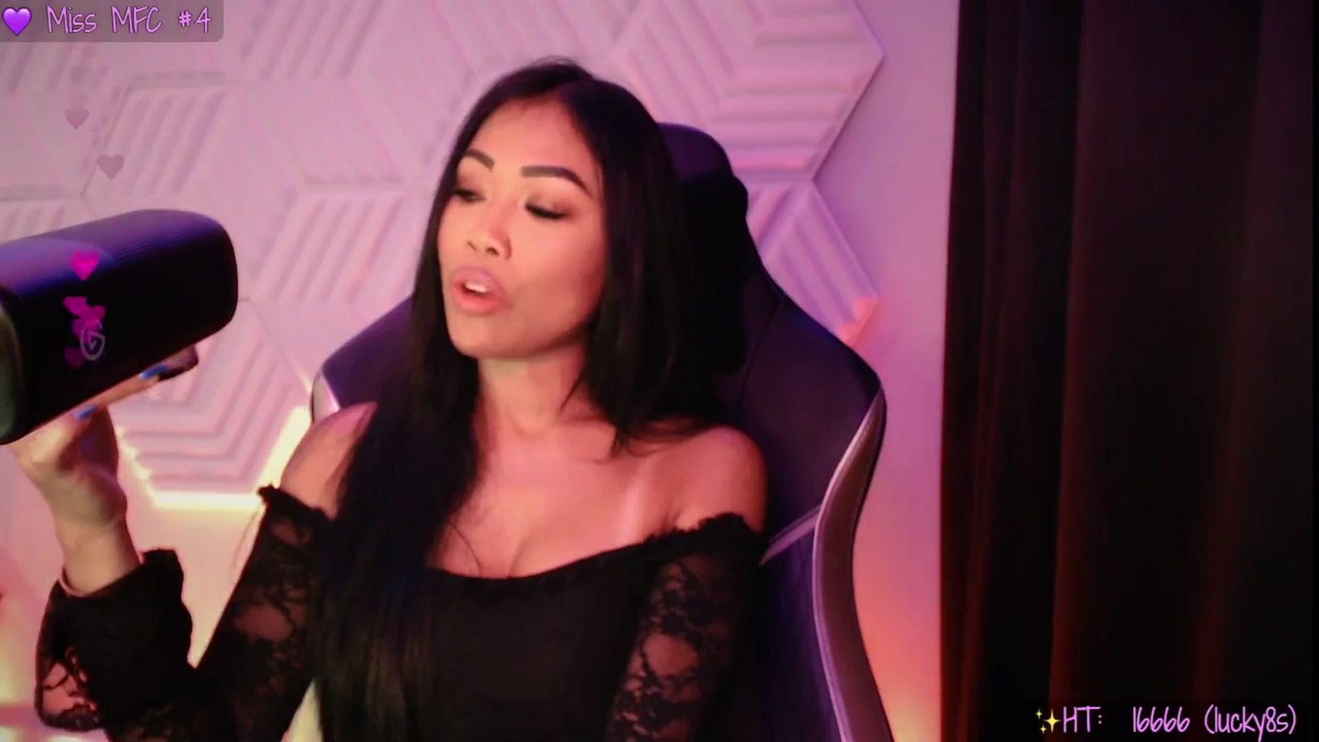 Gallery image thumbnail from SinCityVEE's myfreecams stream on, 06/07/2025, 09:37 image 3 of 20