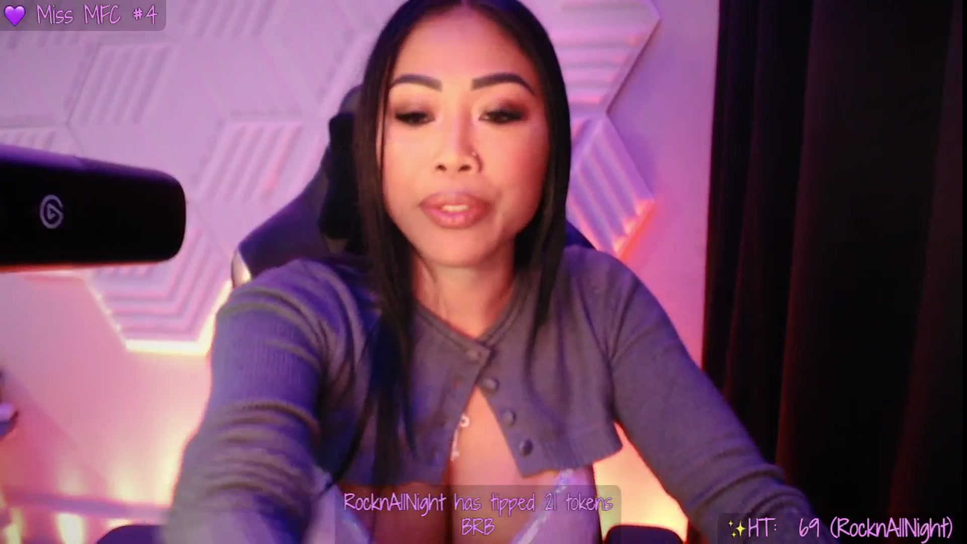 Gallery image thumbnail from SinCityVEE's myfreecams stream on, 06/08/2025, 05:42 image 6 of 20