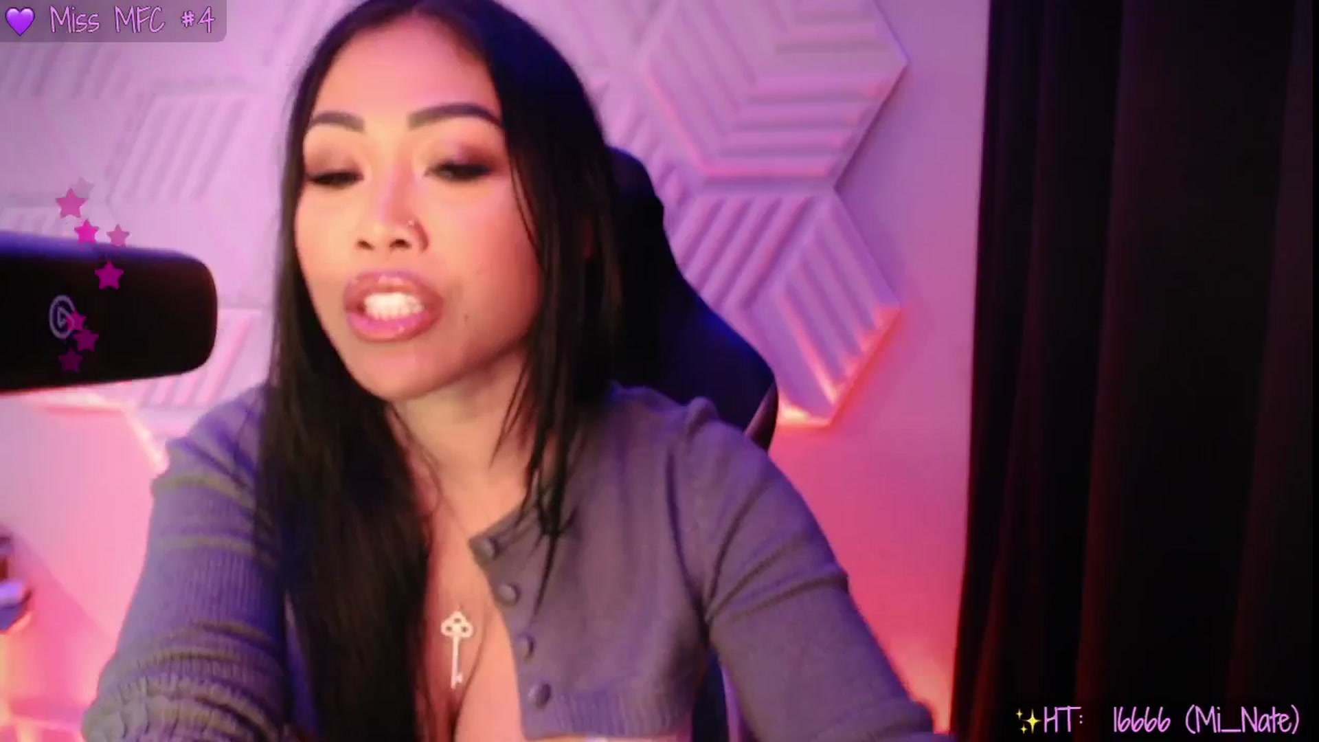 Gallery image thumbnail from SinCityVEE's myfreecams stream on, 06/08/2025, 08:18 image 8 of 20