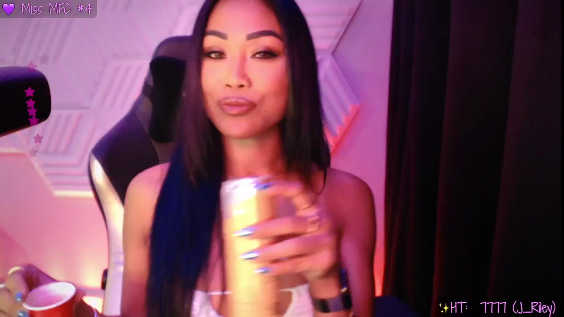 Gallery image thumbnail from SinCityVEE's myfreecams stream on, 06/11/2025, 09:48 image 2 of 20