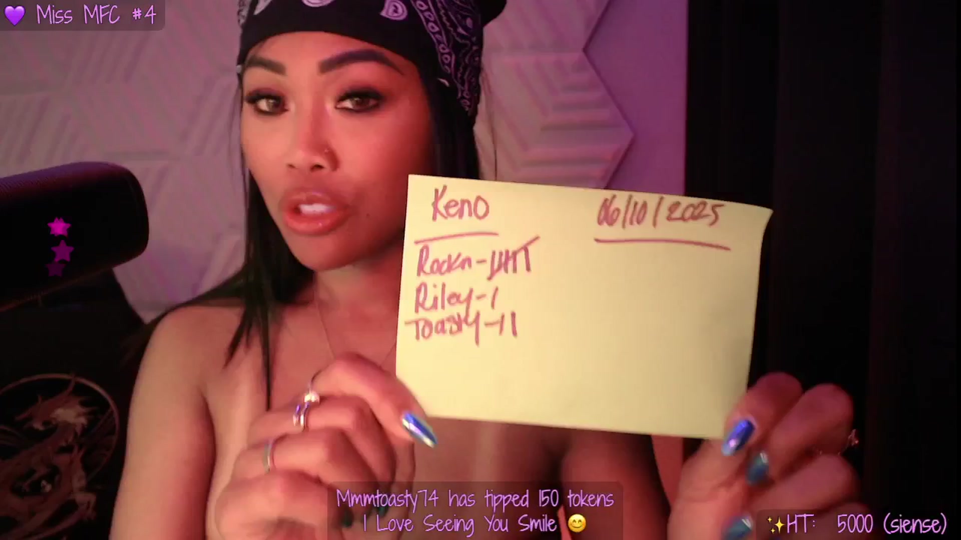 Gallery image thumbnail from SinCityVEE's myfreecams stream on, 06/12/2025, 10:30 image 12 of 20