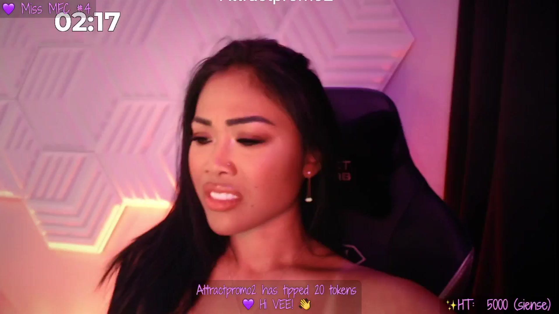 Gallery image thumbnail from SinCityVEE's myfreecams stream on, 06/12/2025, 10:30 image 7 of 20