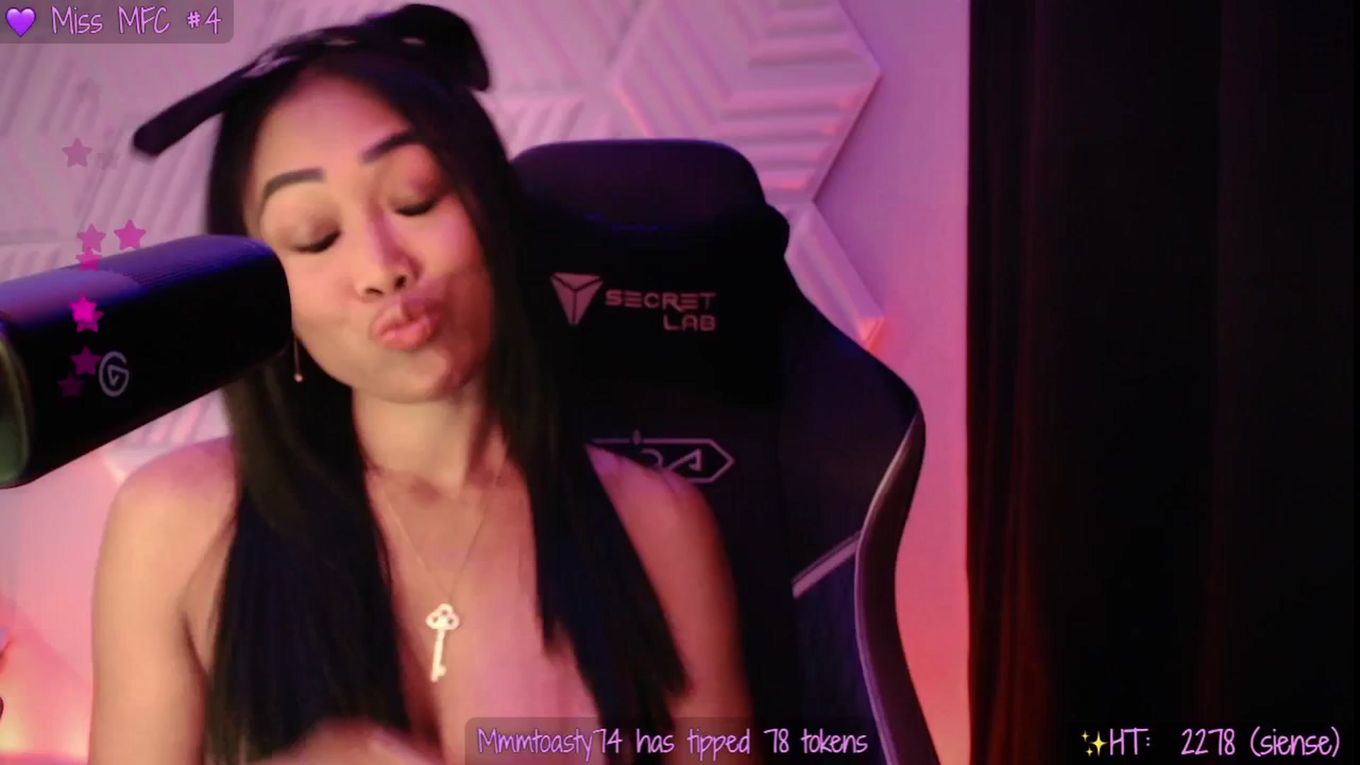 Gallery image thumbnail from SinCityVEE's myfreecams stream on, 06/14/2025, 08:33 image 13 of 20