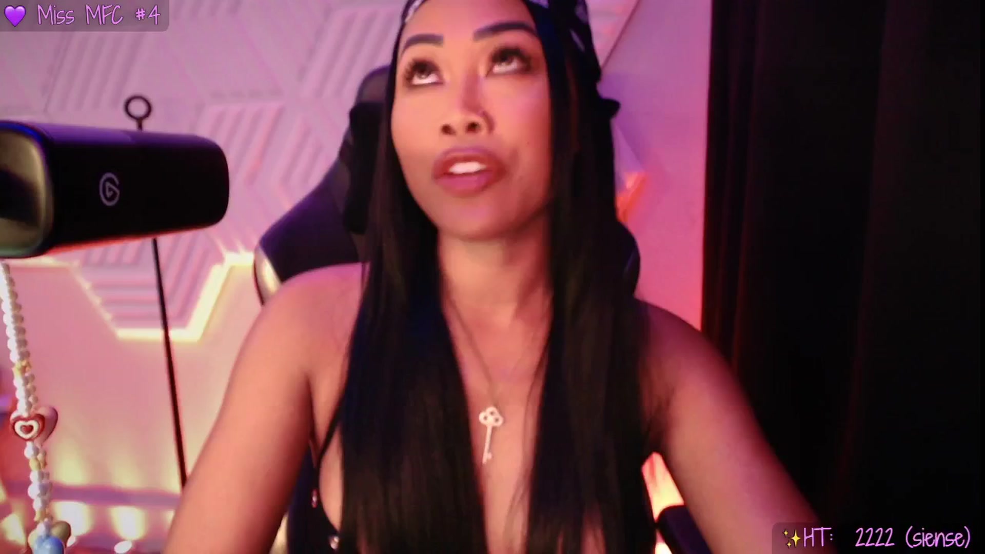 Gallery image thumbnail from SinCityVEE's myfreecams stream on, 06/14/2025, 08:33 image 4 of 20