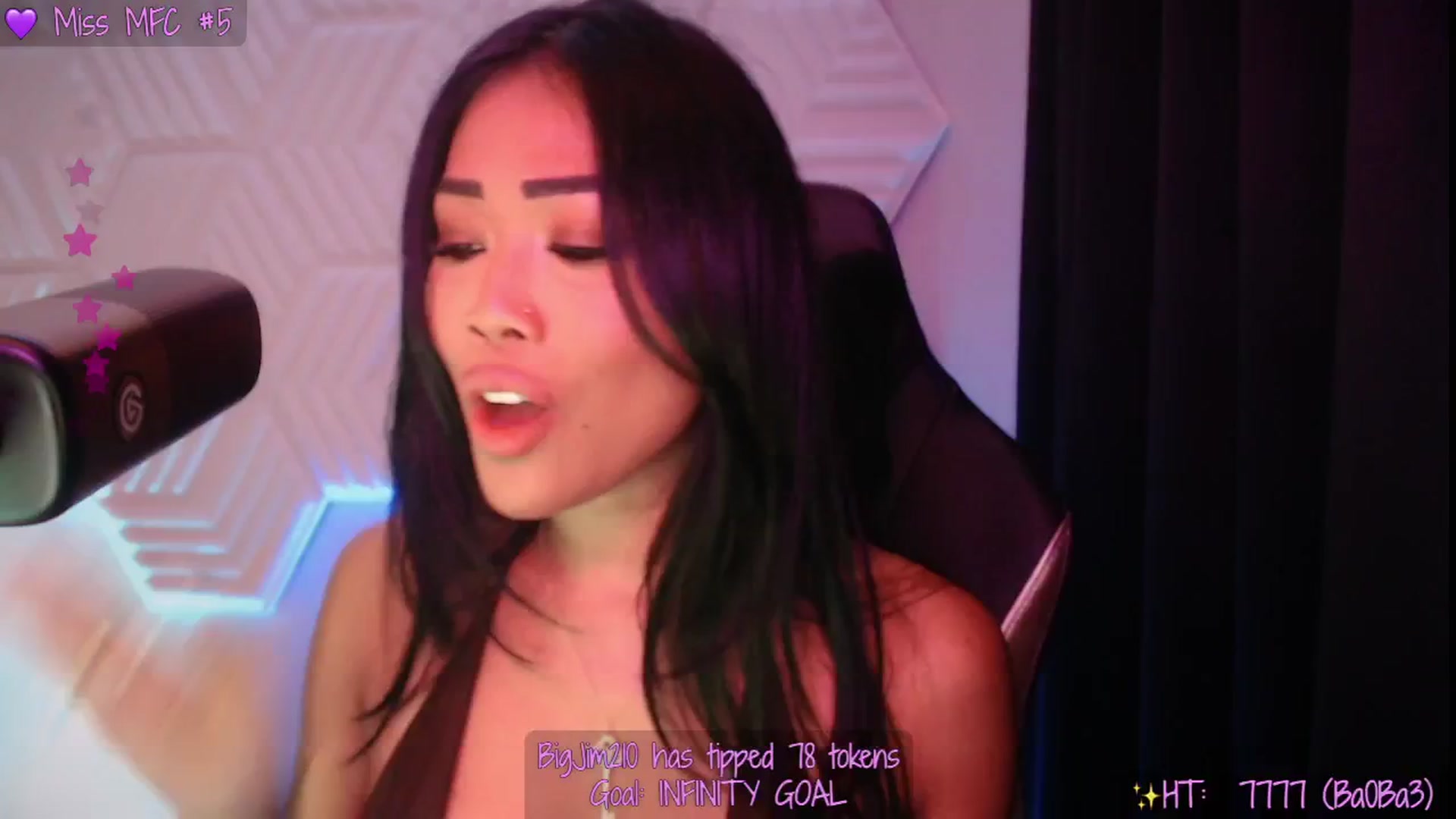 Gallery image thumbnail from SinCityVEE's myfreecams stream on, 06/21/2025, 07:22 image 17 of 20