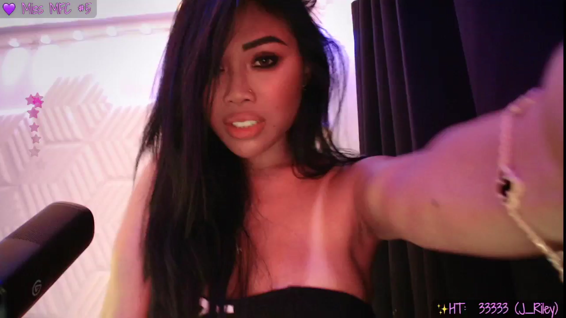 Gallery image thumbnail from SinCityVEE's myfreecams stream on, 07/04/2025, 11:32 image 16 of 20