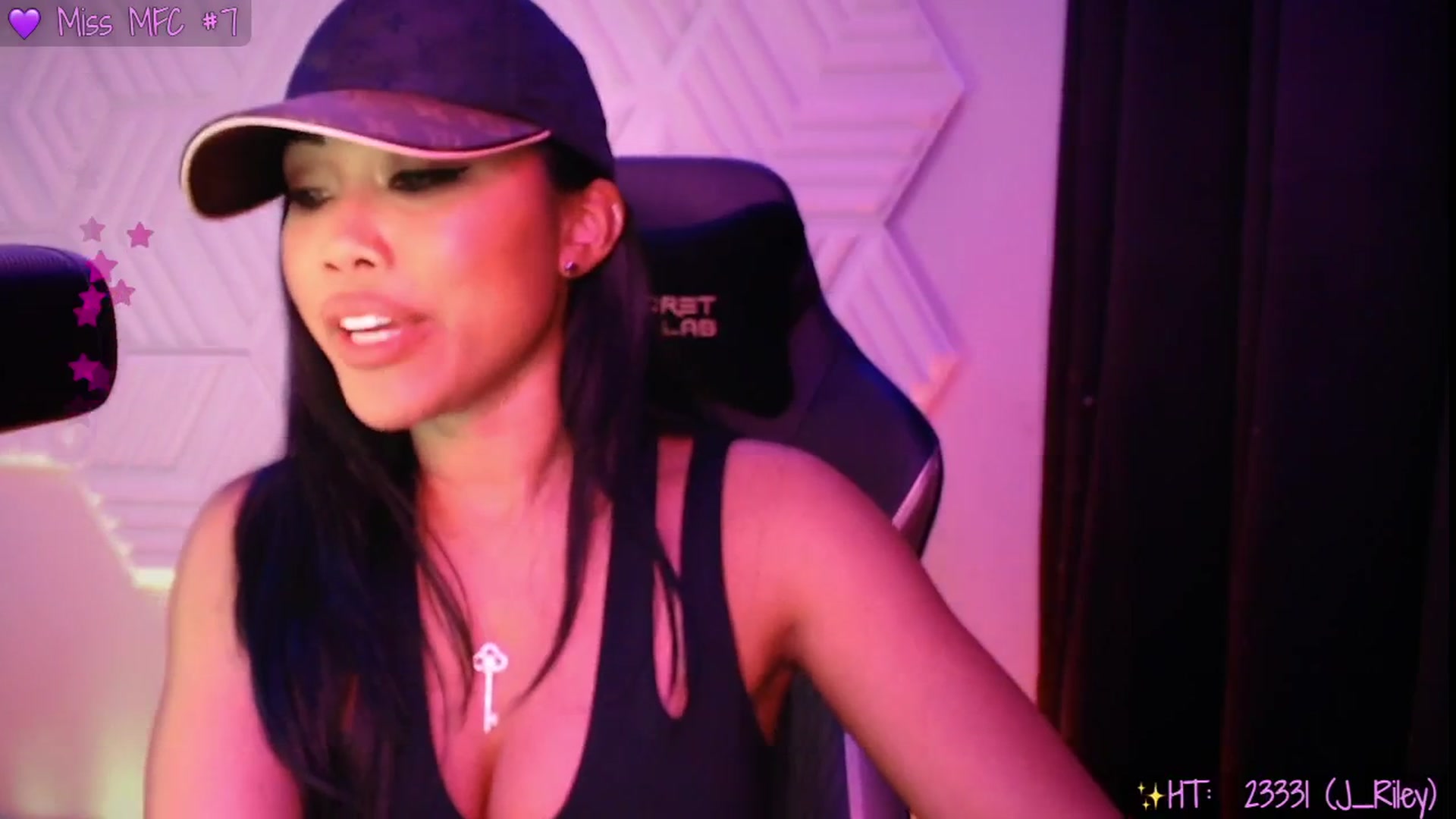 Gallery image thumbnail from SinCityVEE's myfreecams stream on, 07/17/2025, 09:57 image 15 of 20