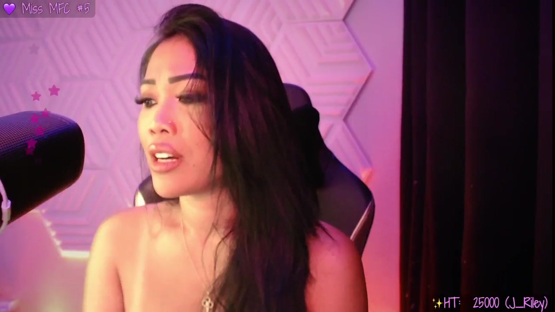 Gallery image thumbnail from SinCityVEE's myfreecams stream on, 07/23/2025, 10:35 image 11 of 20