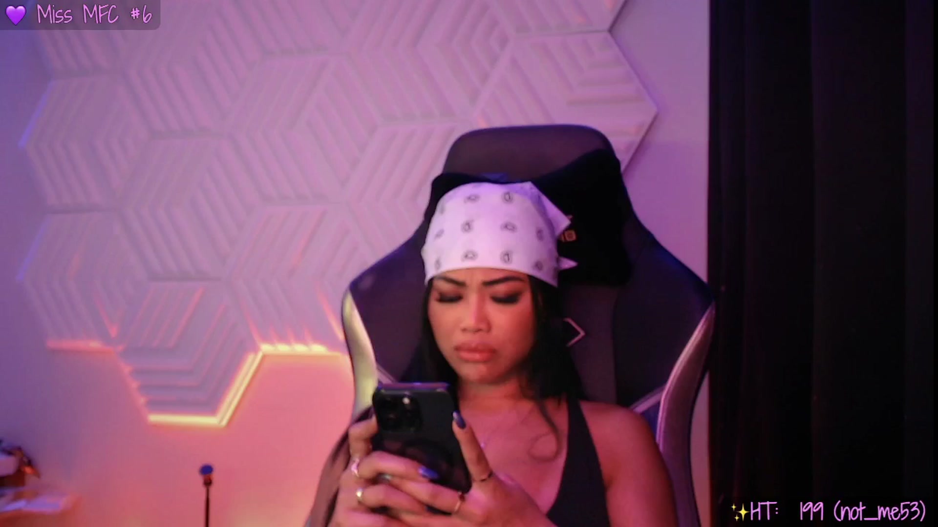 Gallery image thumbnail from SinCityVEE's myfreecams stream on, 07/24/2025, 17:52 image 9 of 20
