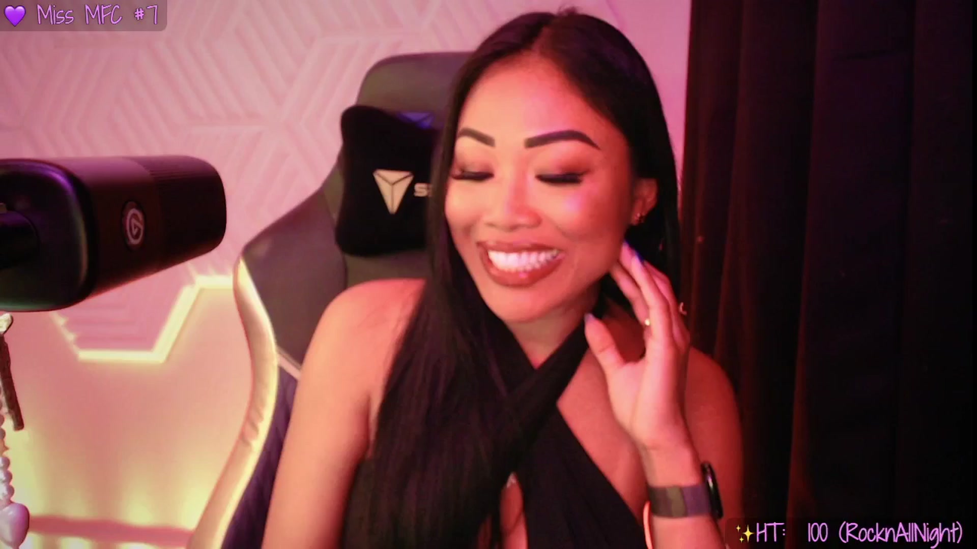 Gallery image thumbnail from SinCityVEE's myfreecams stream on, 08/01/2025, 06:49 image 6 of 20