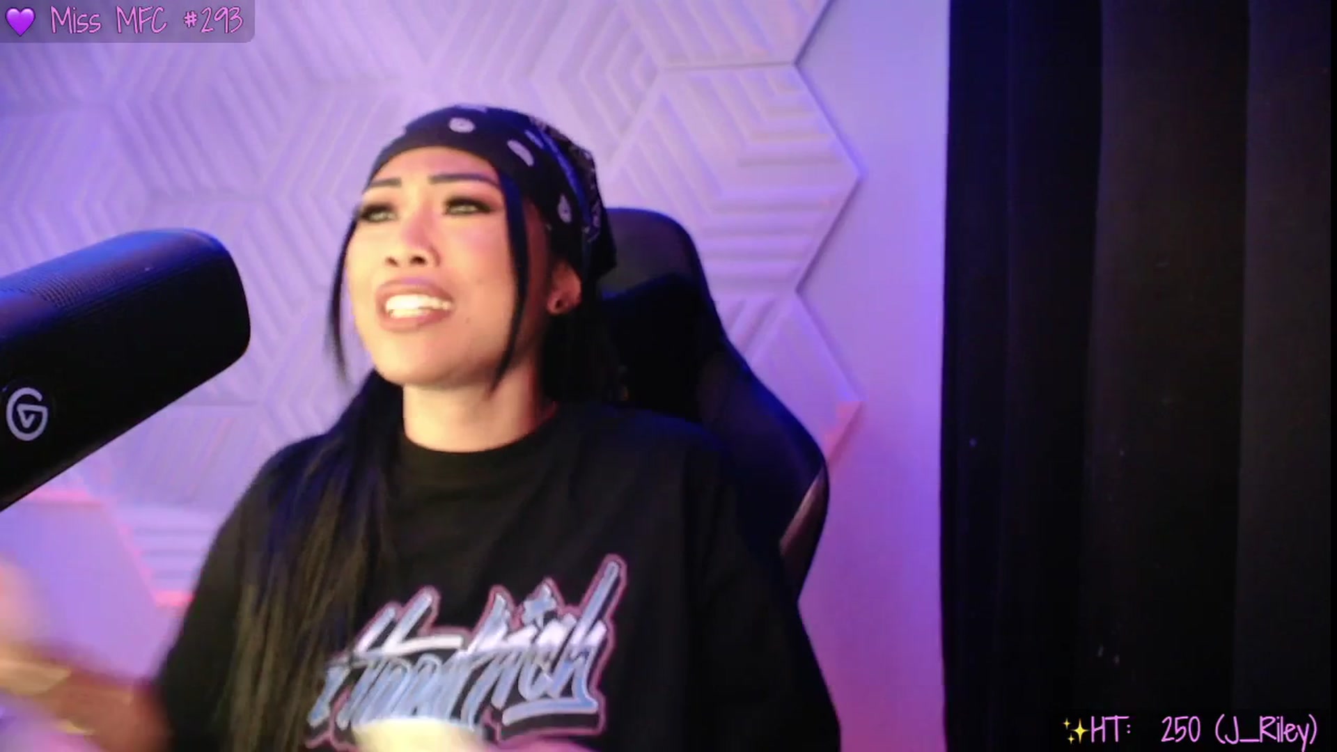 Gallery image thumbnail from SinCityVEE's myfreecams stream on, 08/02/2025, 10:53 image 5 of 20