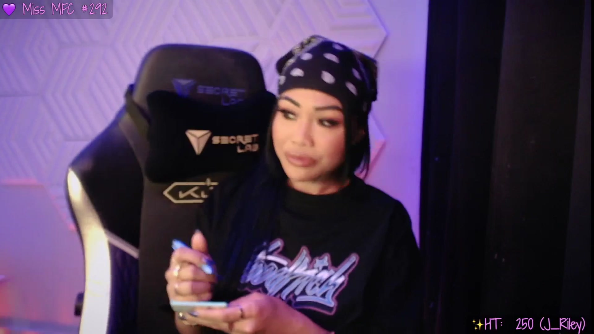 Gallery image thumbnail from SinCityVEE's myfreecams stream on, 08/02/2025, 10:53 image 6 of 20