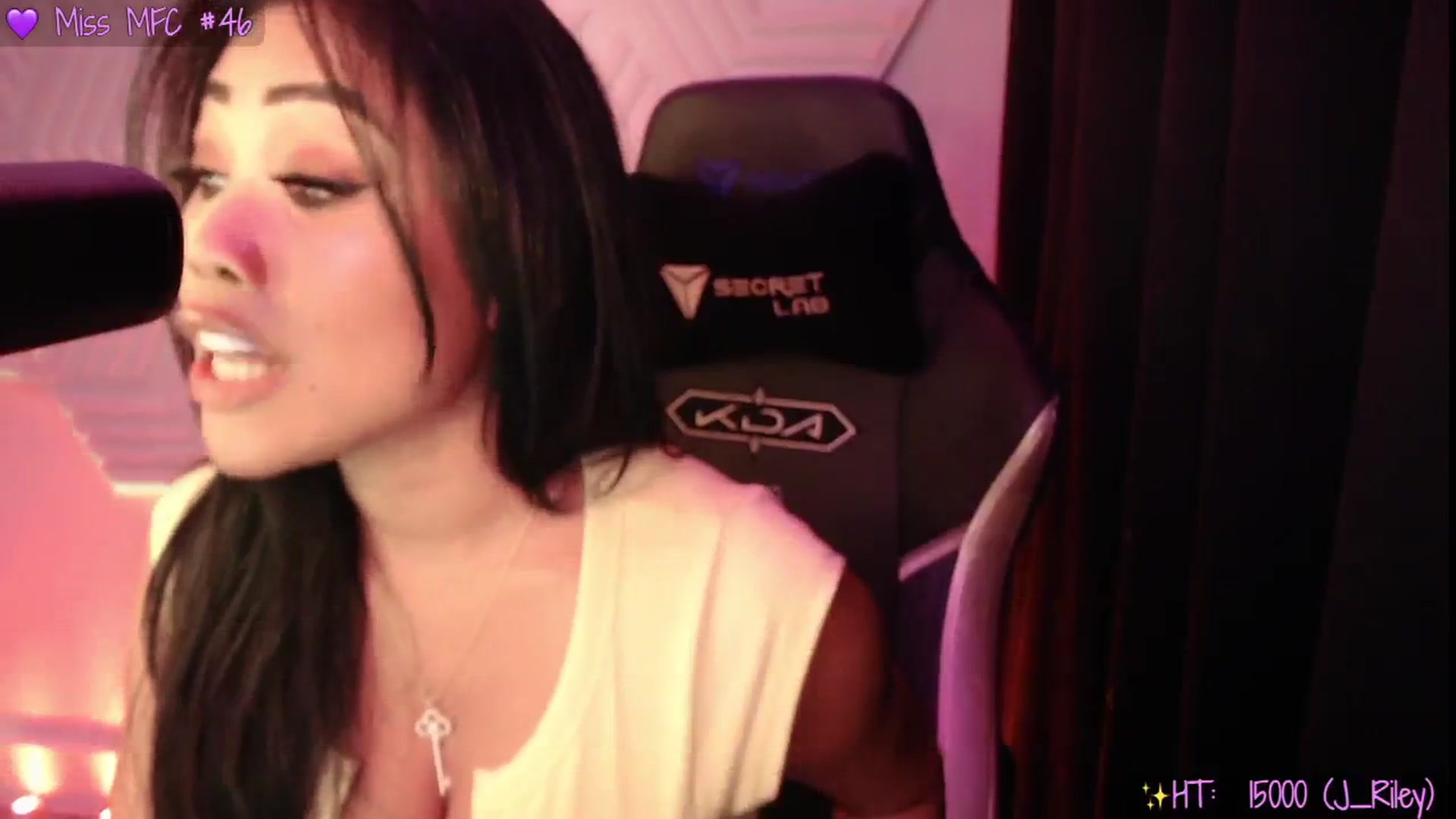 Gallery image thumbnail from SinCityVEE's myfreecams stream on, 08/07/2025, 02:42 image 20 of 20
