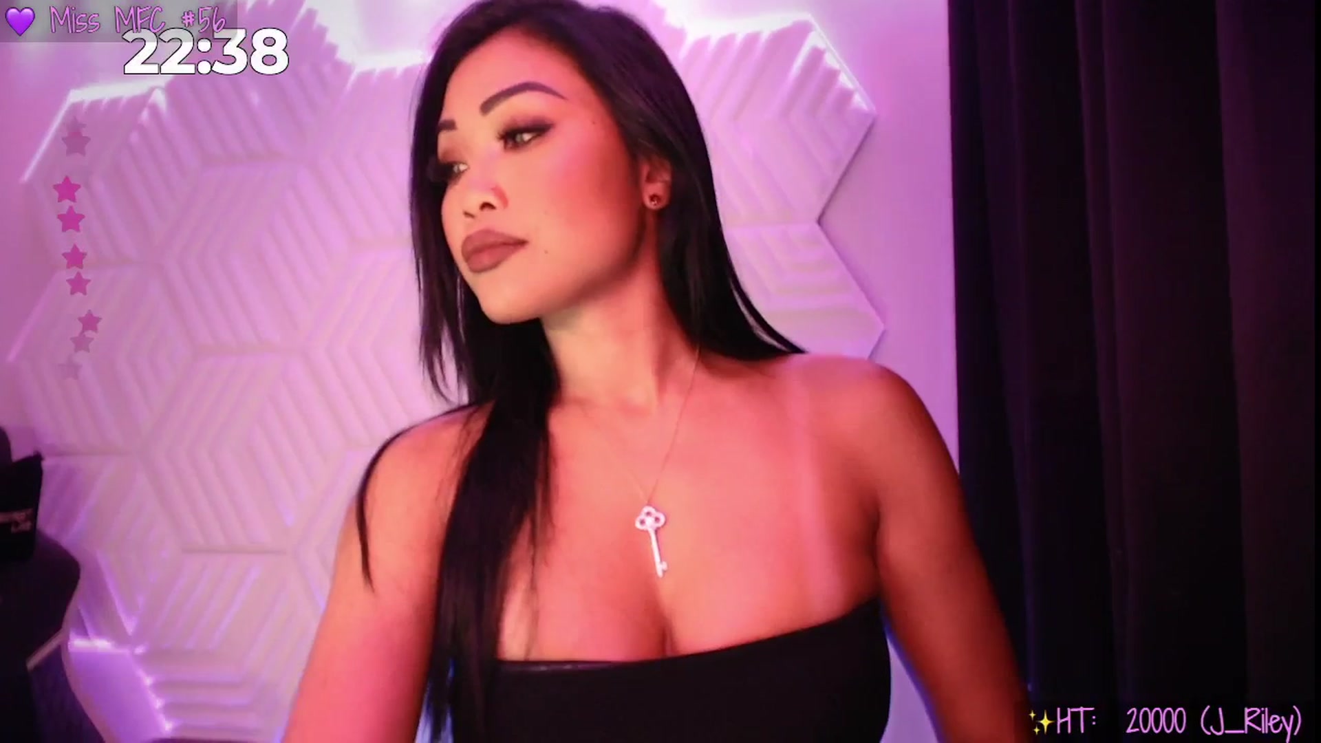 Gallery image thumbnail from SinCityVEE's myfreecams stream on, 08/18/2025, 06:50 image 18 of 20