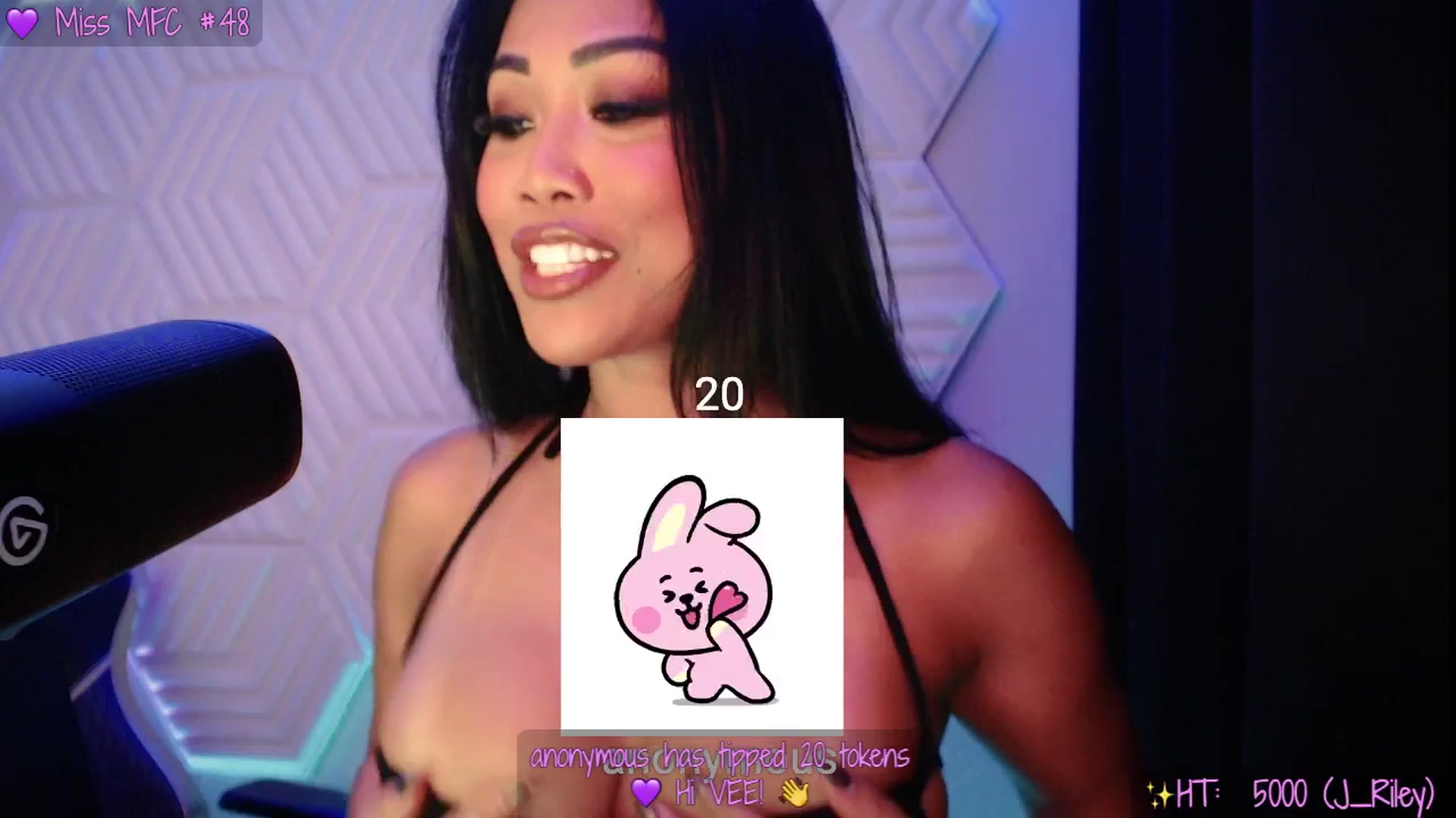 Gallery image thumbnail from SinCityVEE's myfreecams stream on, 08/20/2025, 05:53 image 15 of 20