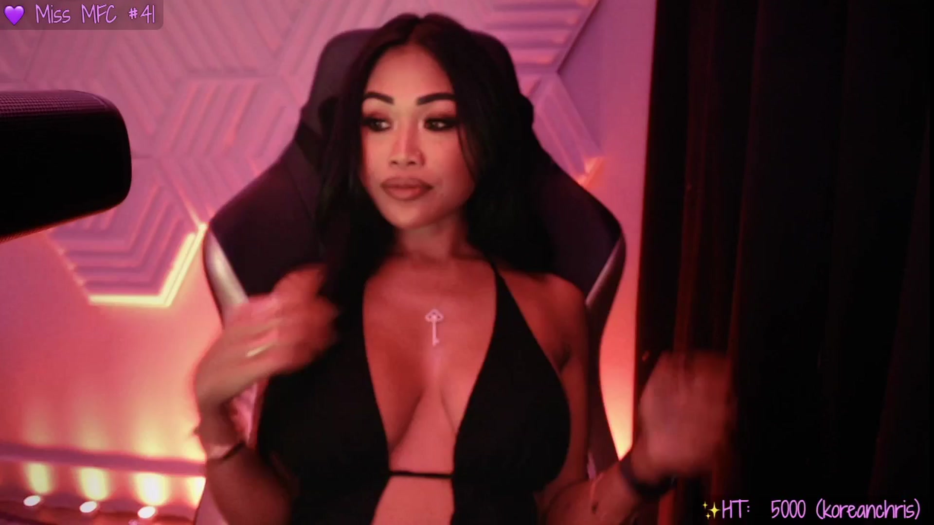 Gallery image thumbnail from SinCityVEE's myfreecams stream on, 08/23/2025, 07:45 image 9 of 20