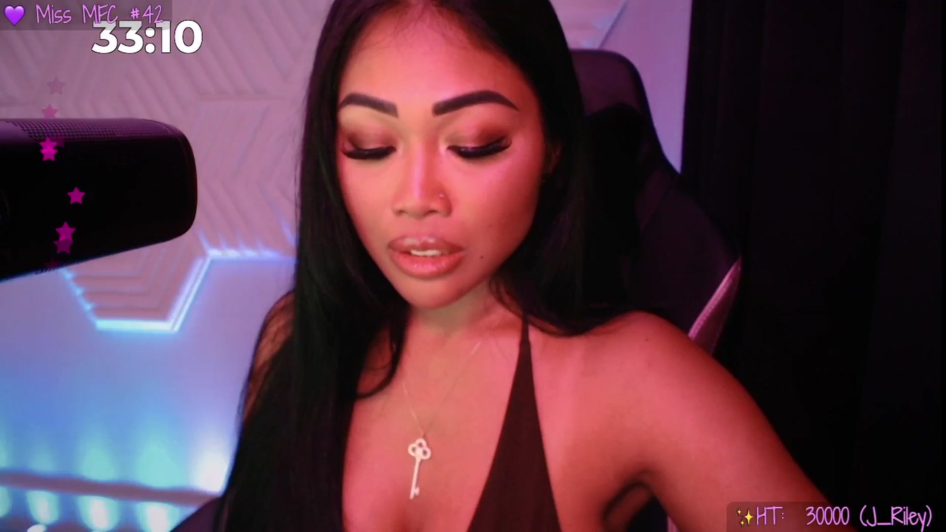 Gallery image thumbnail from SinCityVEE's myfreecams stream on, 08/29/2025, 09:19 image 15 of 20