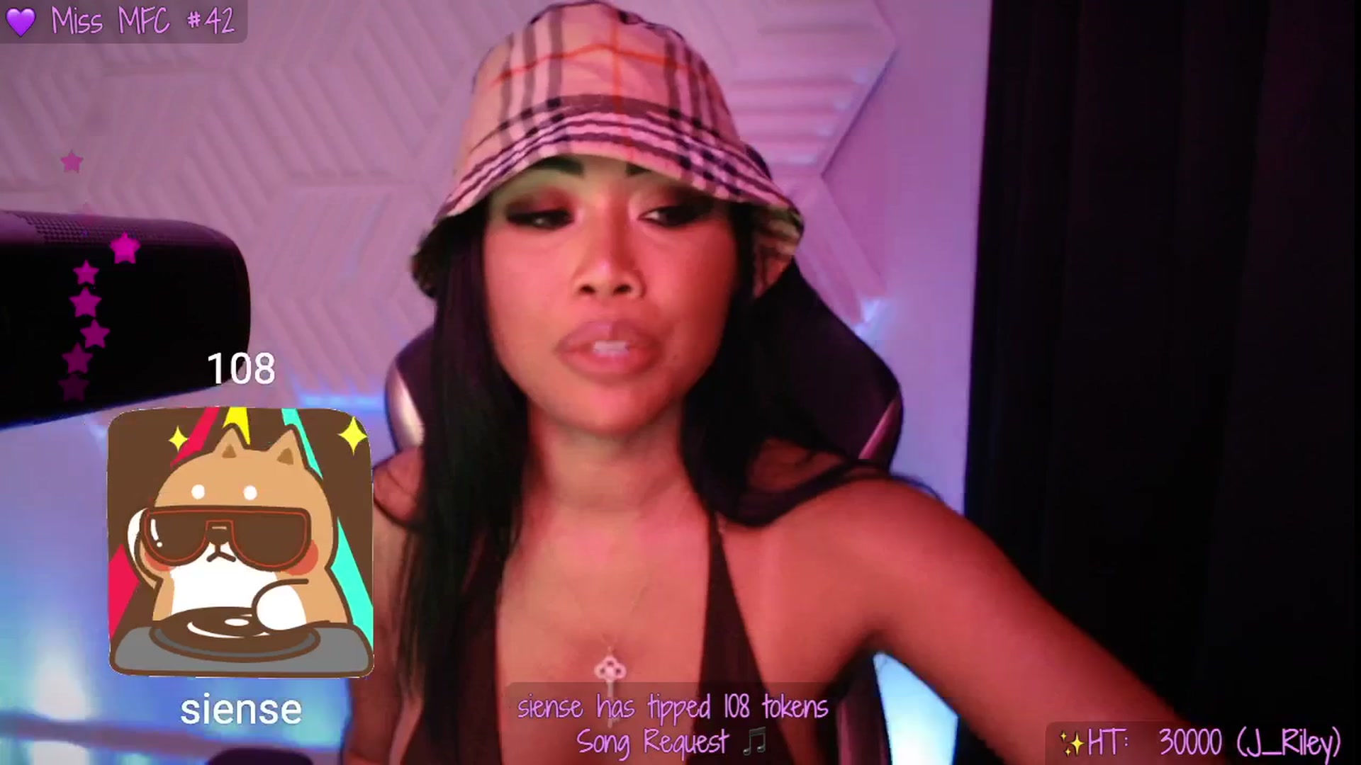 Gallery image thumbnail from SinCityVEE's myfreecams stream on, 08/29/2025, 09:19 image 9 of 20