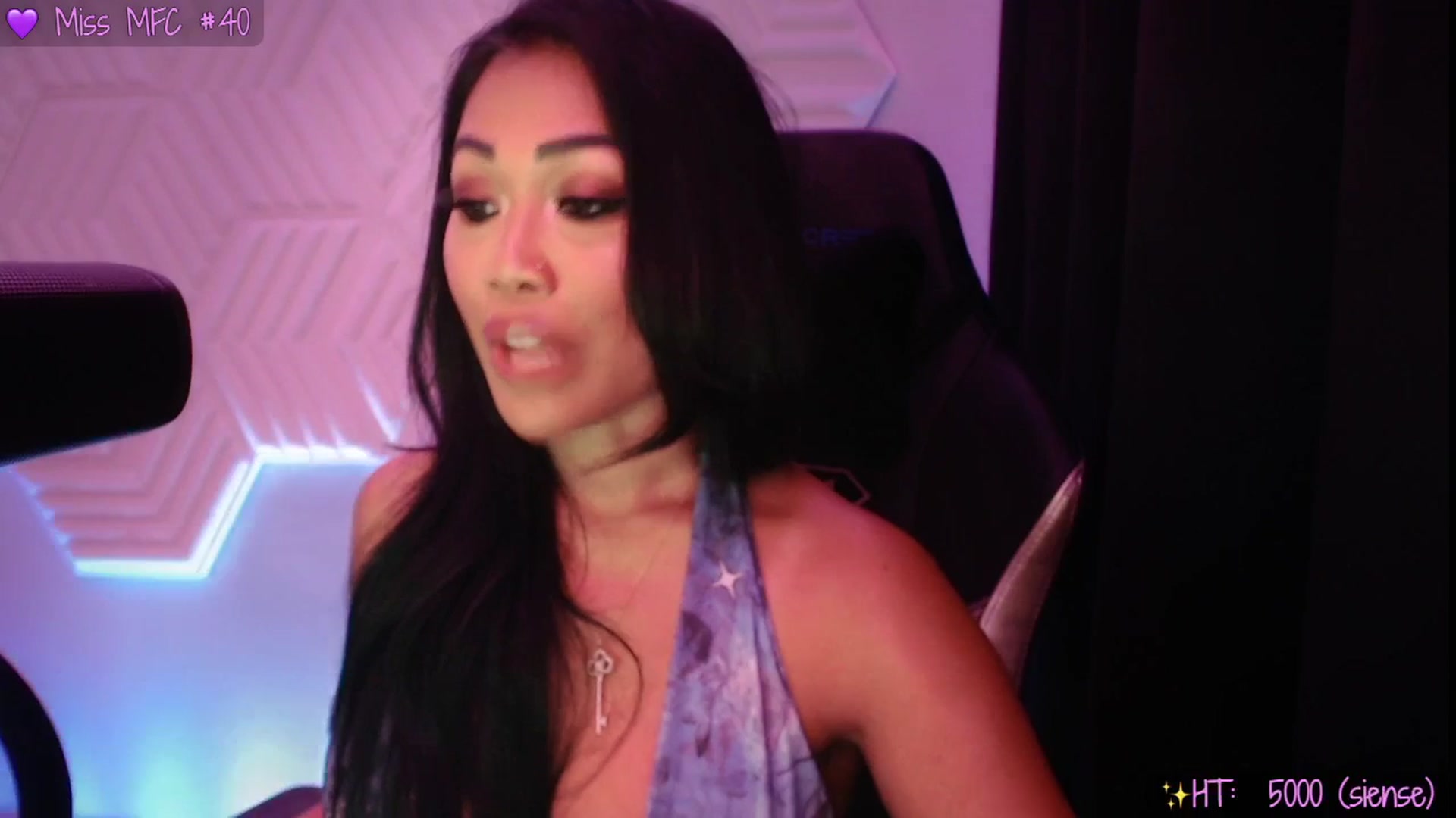 Gallery image thumbnail from SinCityVEE's myfreecams stream on, 08/30/2025, 10:20 image 11 of 20