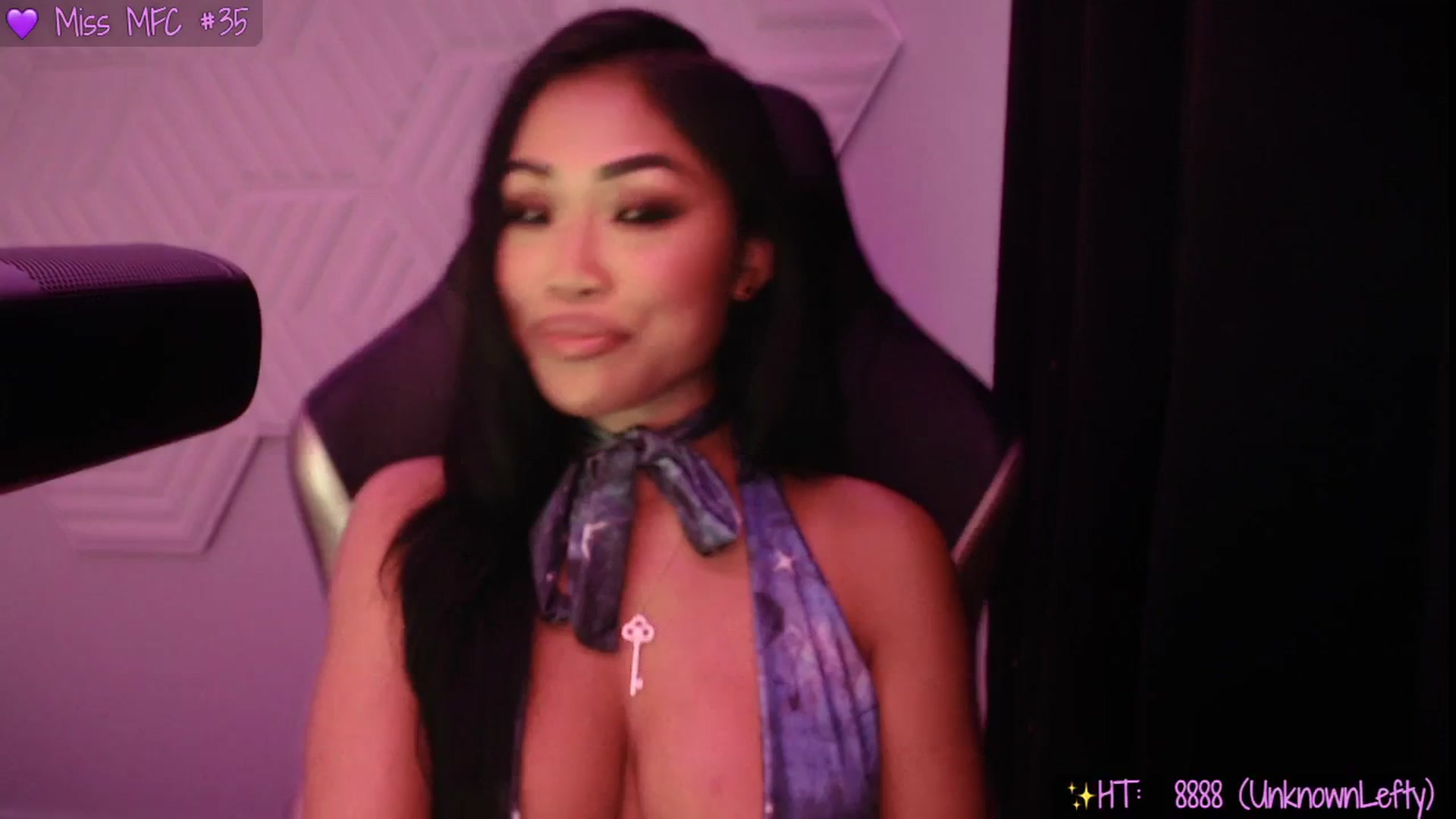 Gallery image thumbnail from SinCityVEE's myfreecams stream on, 08/30/2025, 14:18 image 17 of 20