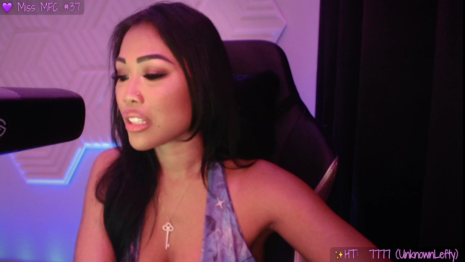Gallery image thumbnail from SinCityVEE's myfreecams stream on, 08/30/2025, 14:18 image 1 of 20