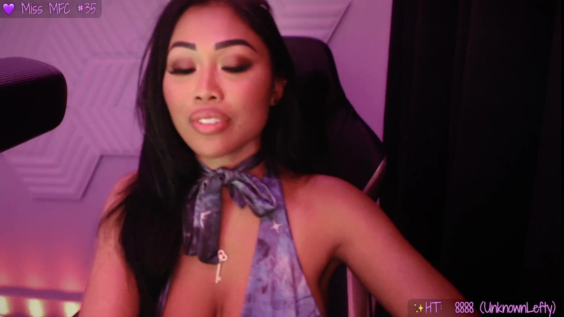 Gallery image thumbnail from SinCityVEE's myfreecams stream on, 08/30/2025, 14:18 image 10 of 20