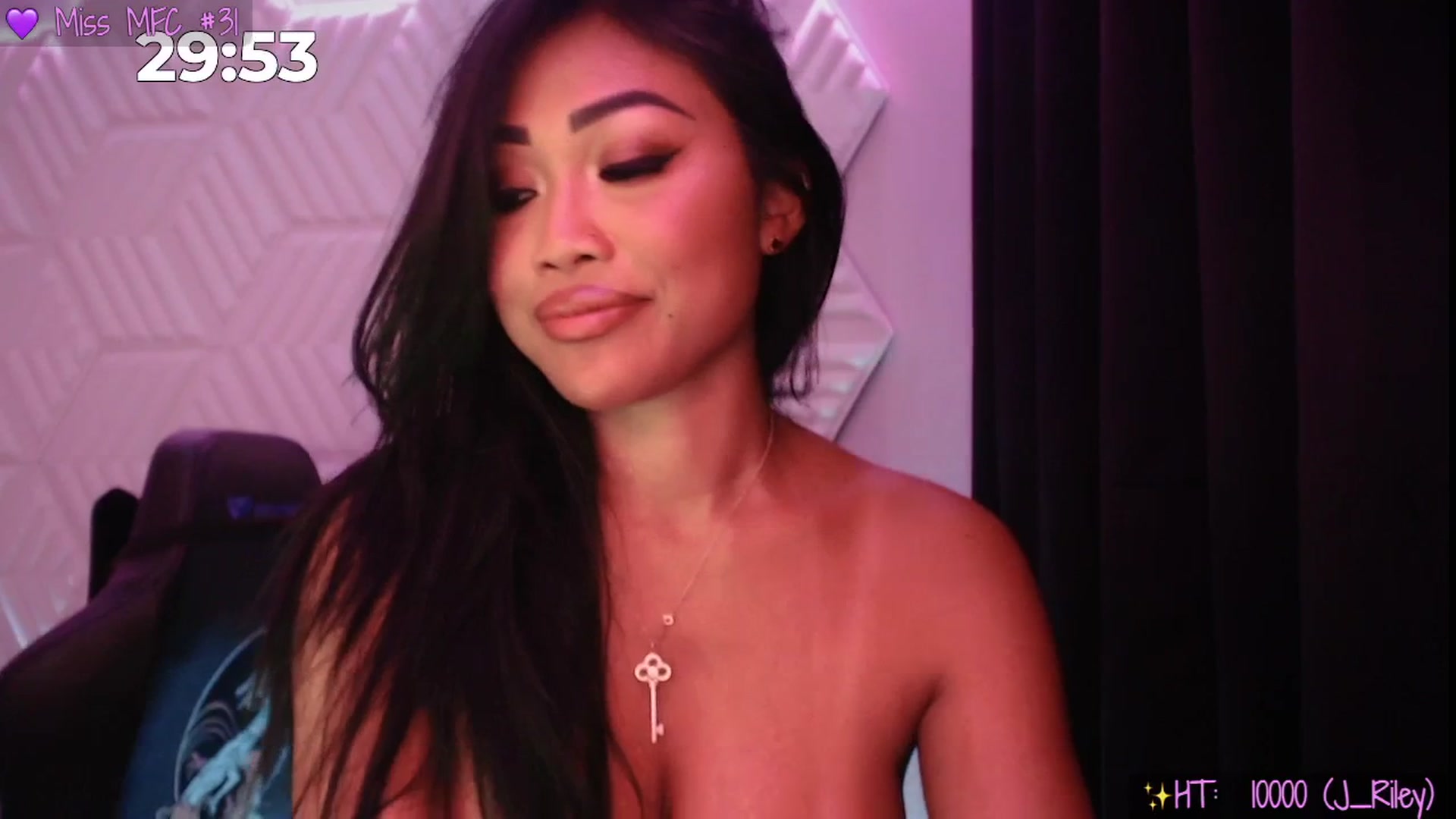 Gallery image thumbnail from SinCityVEE's myfreecams stream on, 08/31/2025, 14:12 image 3 of 20