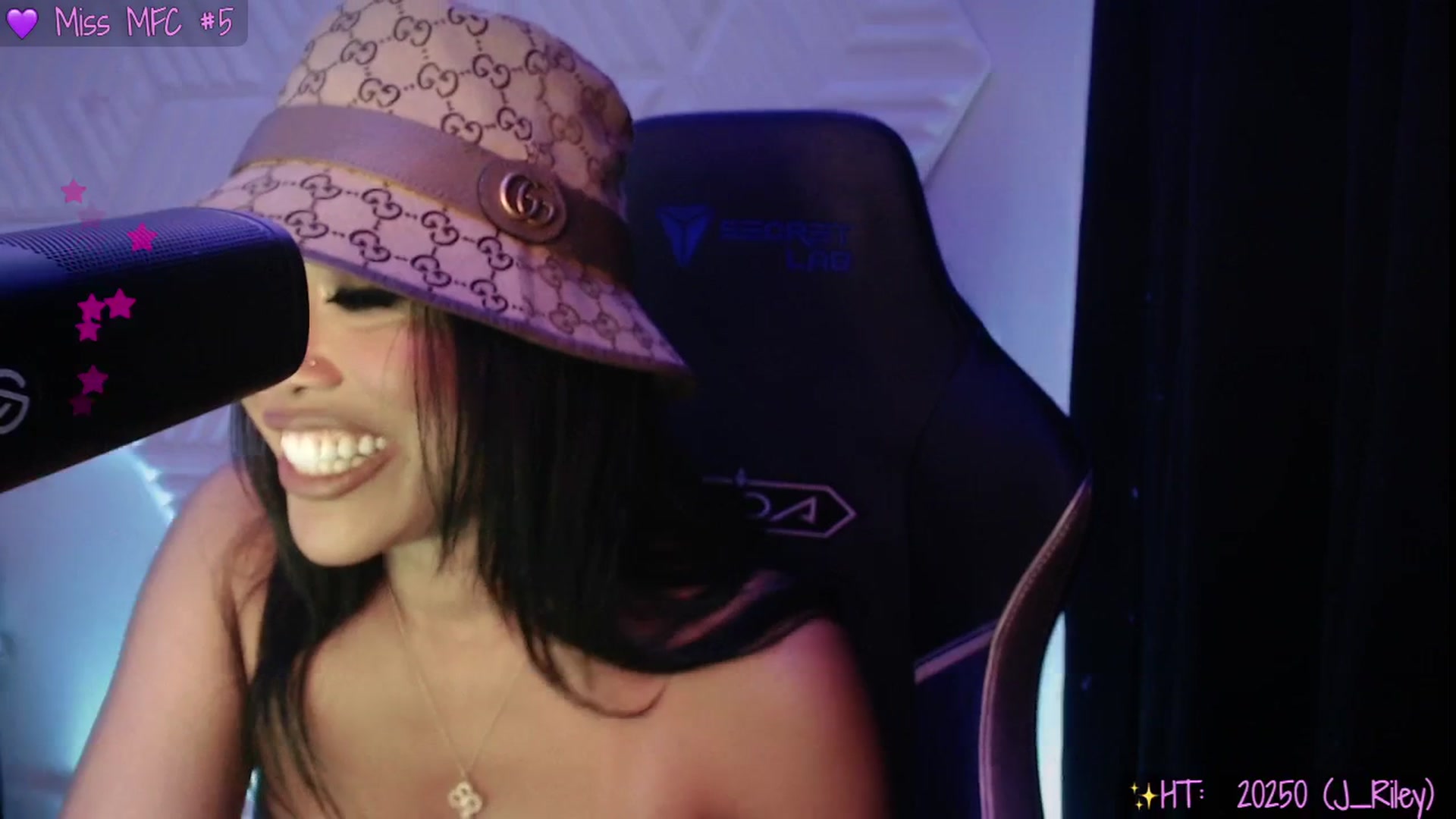 Gallery image thumbnail from SinCityVEE's myfreecams stream on, 09/02/2025, 08:24 image 15 of 20