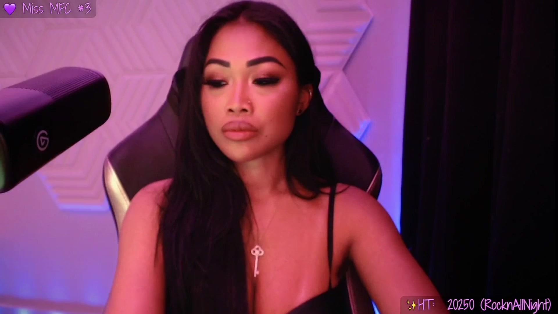 Gallery image thumbnail from SinCityVEE's myfreecams stream on, 09/06/2025, 08:46 image 6 of 20