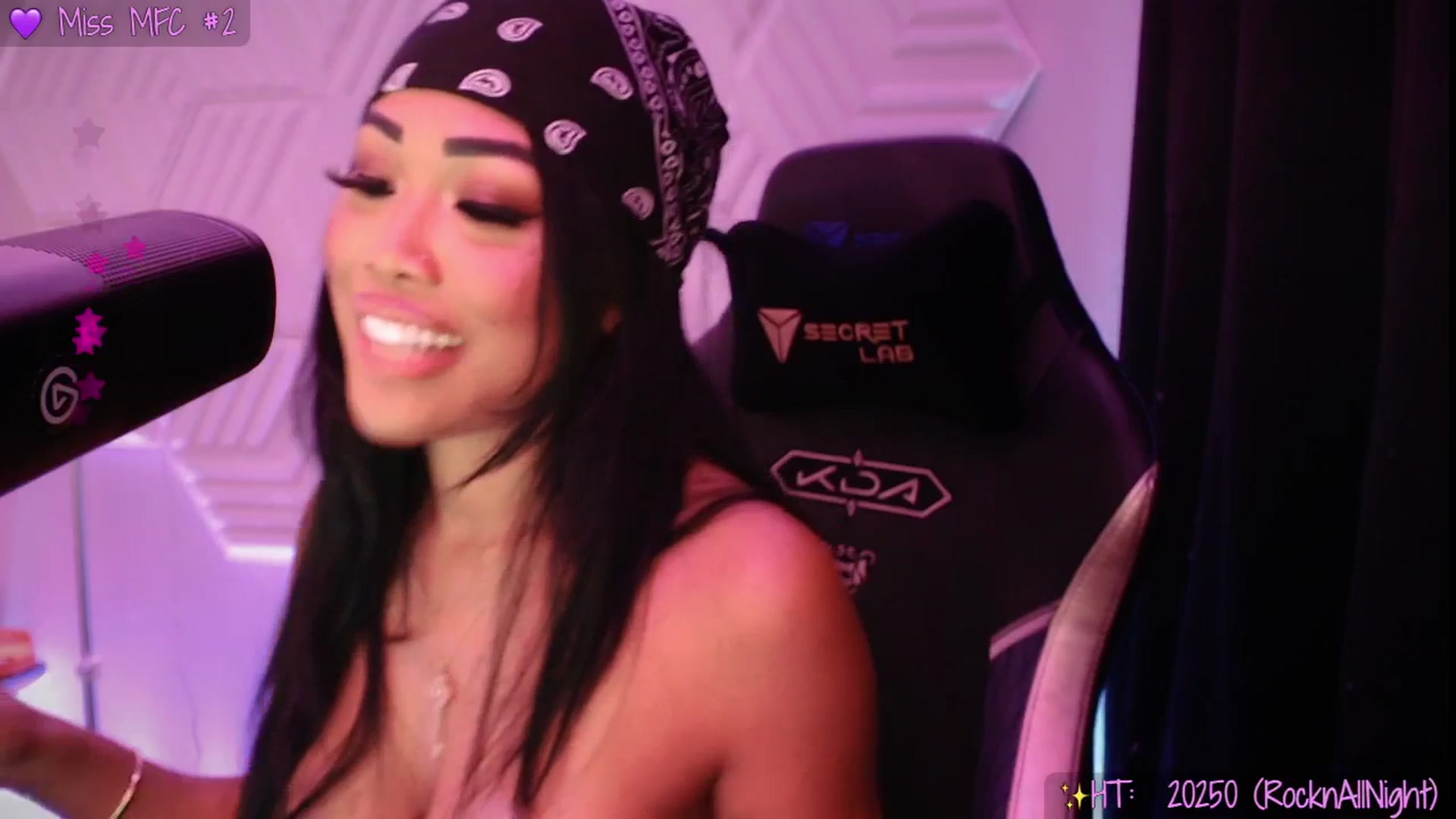 Gallery image thumbnail from SinCityVEE's myfreecams stream on, 09/06/2025, 08:46 image 18 of 20