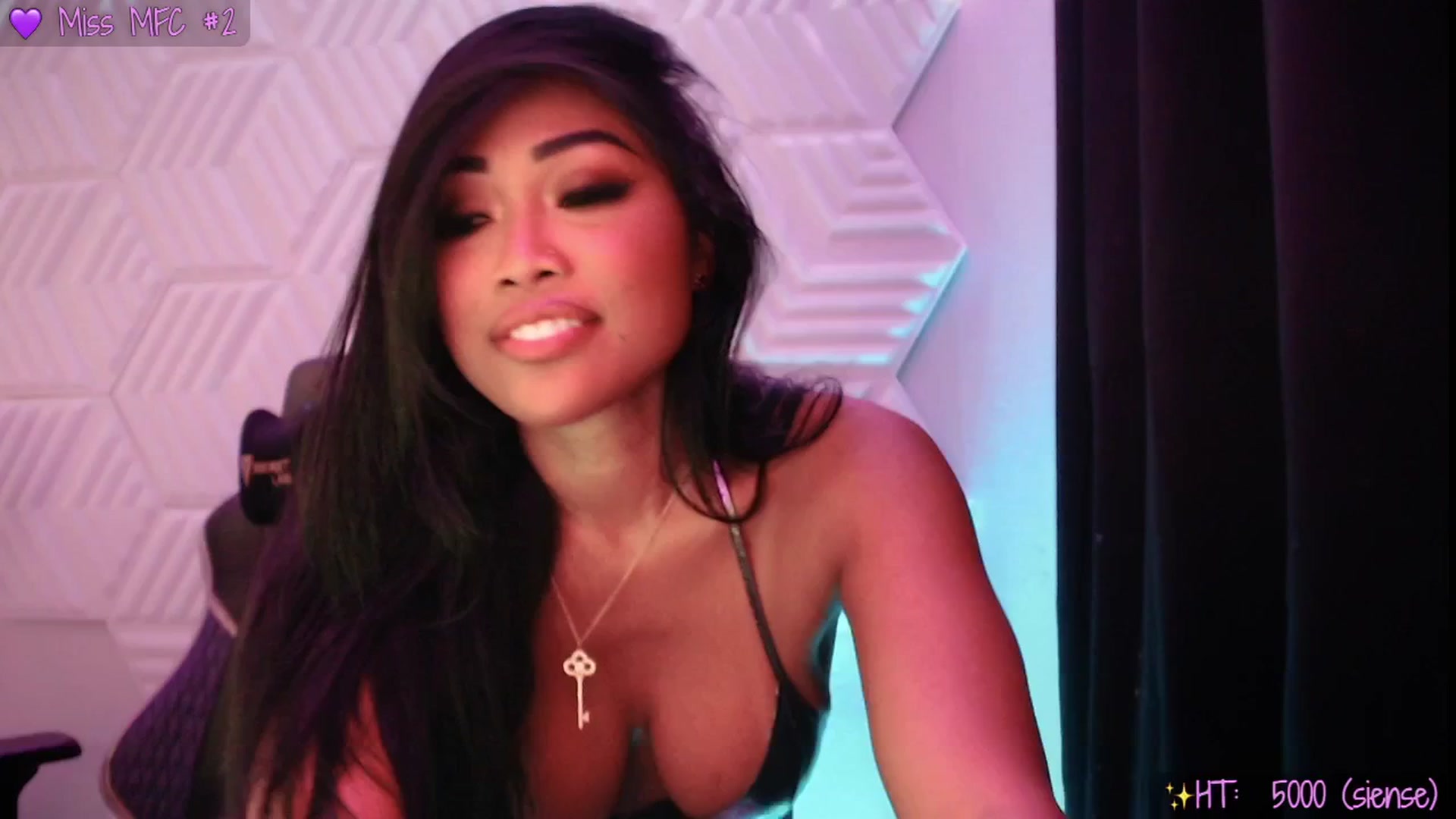 Gallery image thumbnail from SinCityVEE's myfreecams stream on, 09/07/2025, 08:43 image 14 of 20