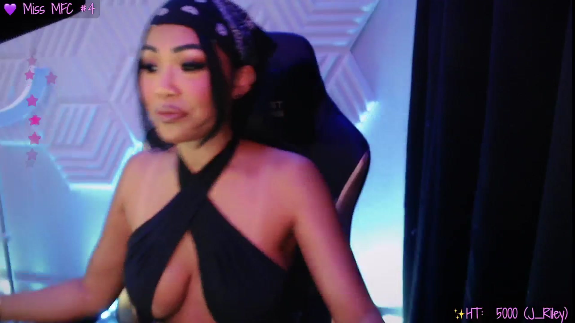Gallery image thumbnail from SinCityVEE's myfreecams stream on, 09/08/2025, 06:33 image 6 of 20